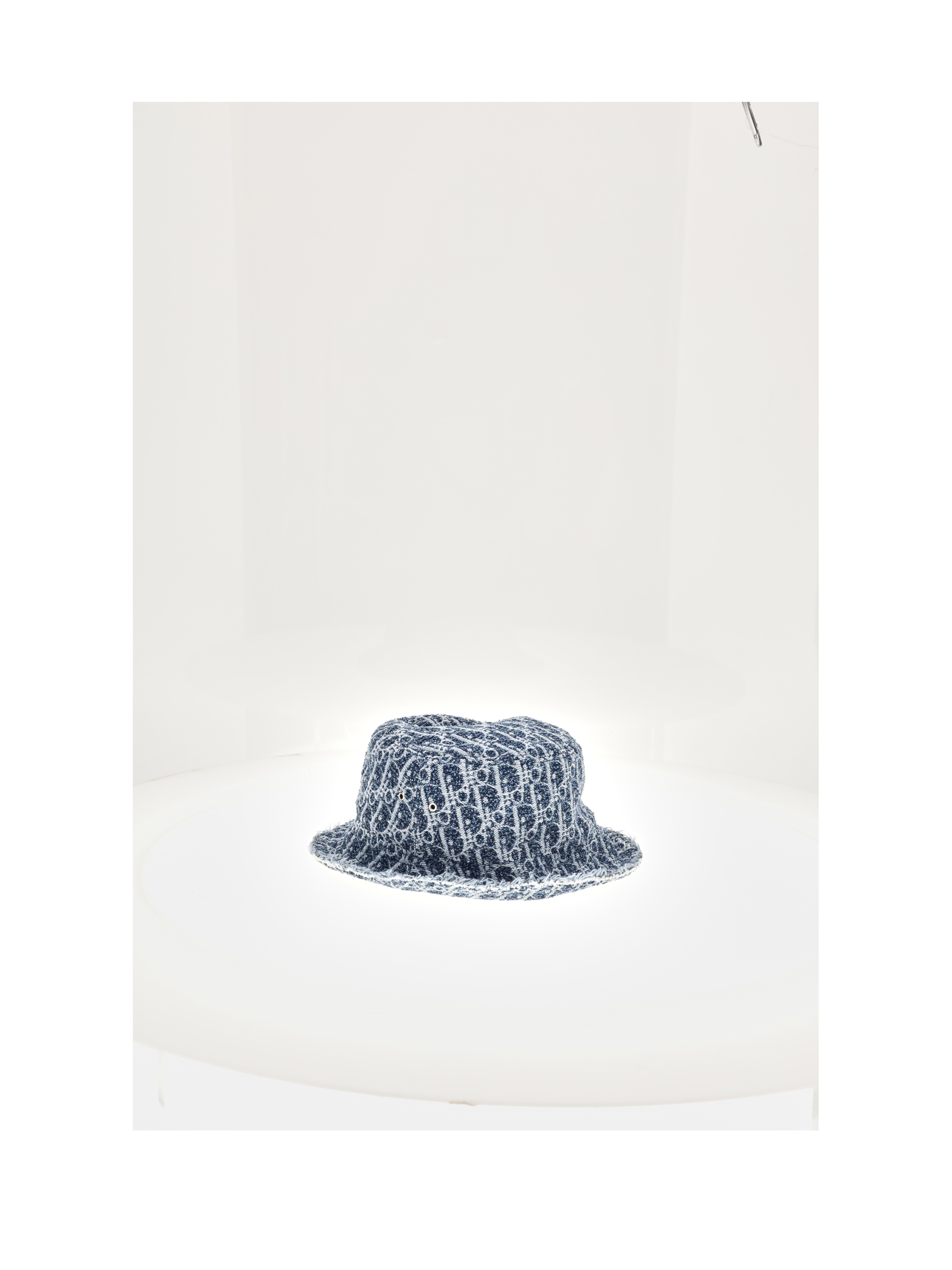 FISHERMAN HAT OBLIQUE
