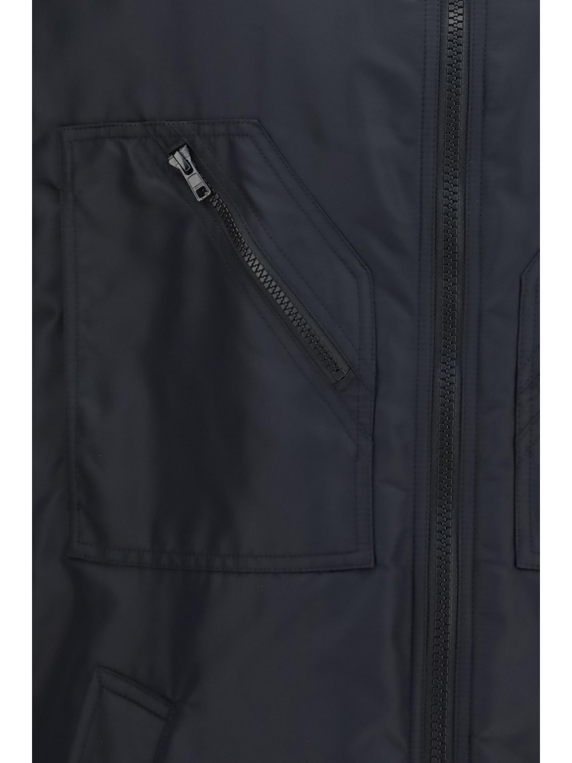 Zip-pocket Vest
