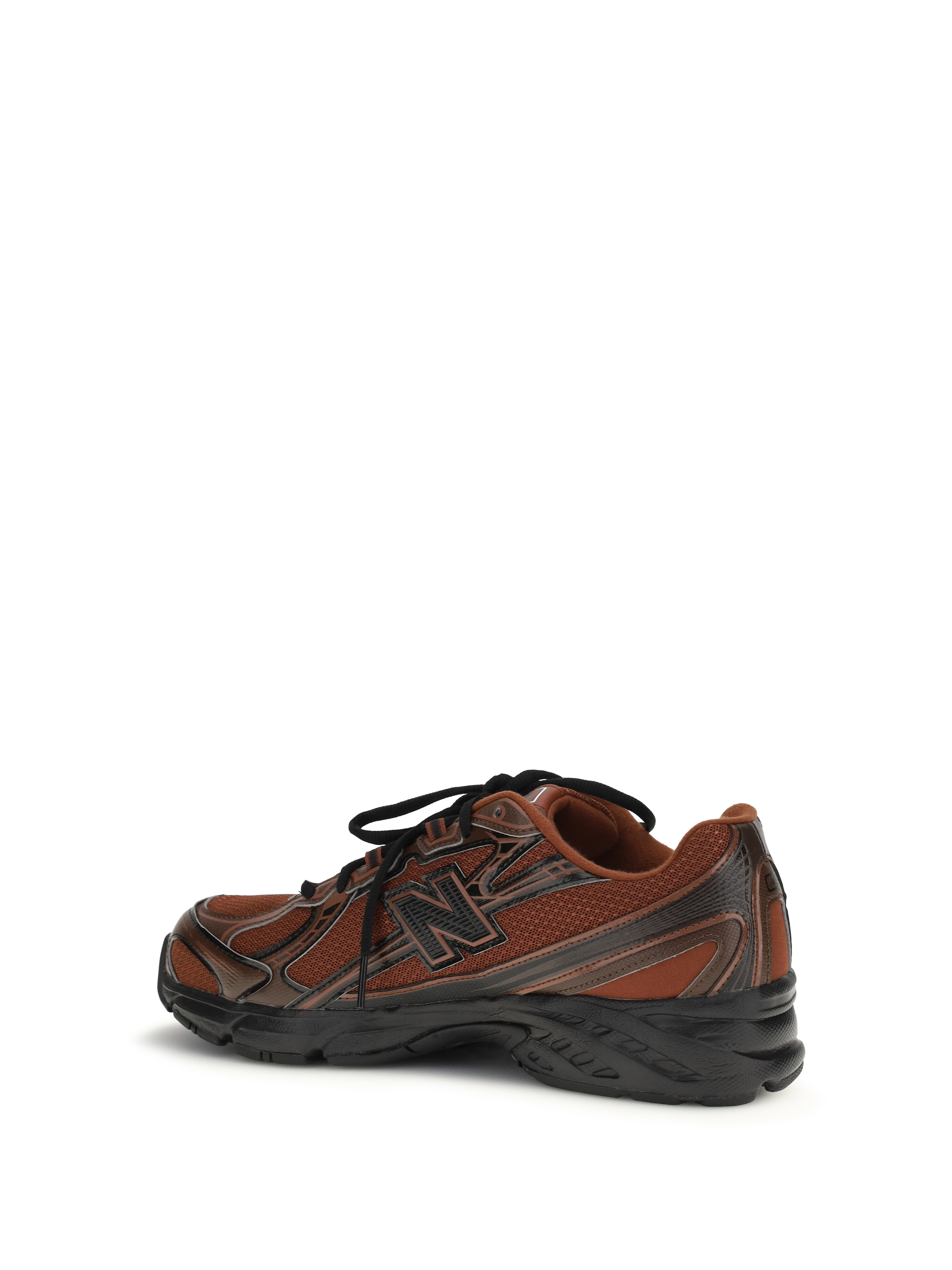 740 Sneakers