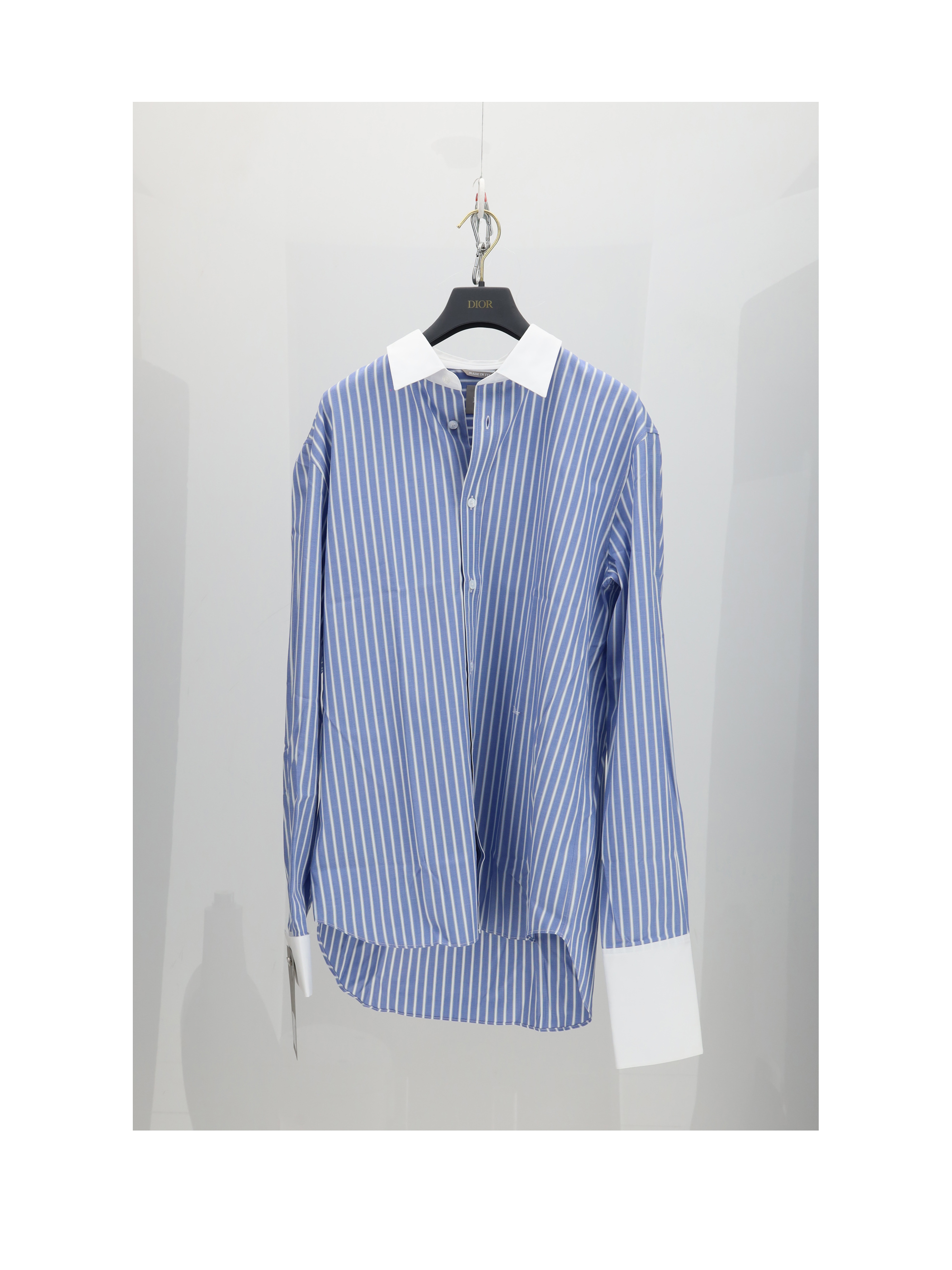 SHIRT MUST BUY LOOK 1