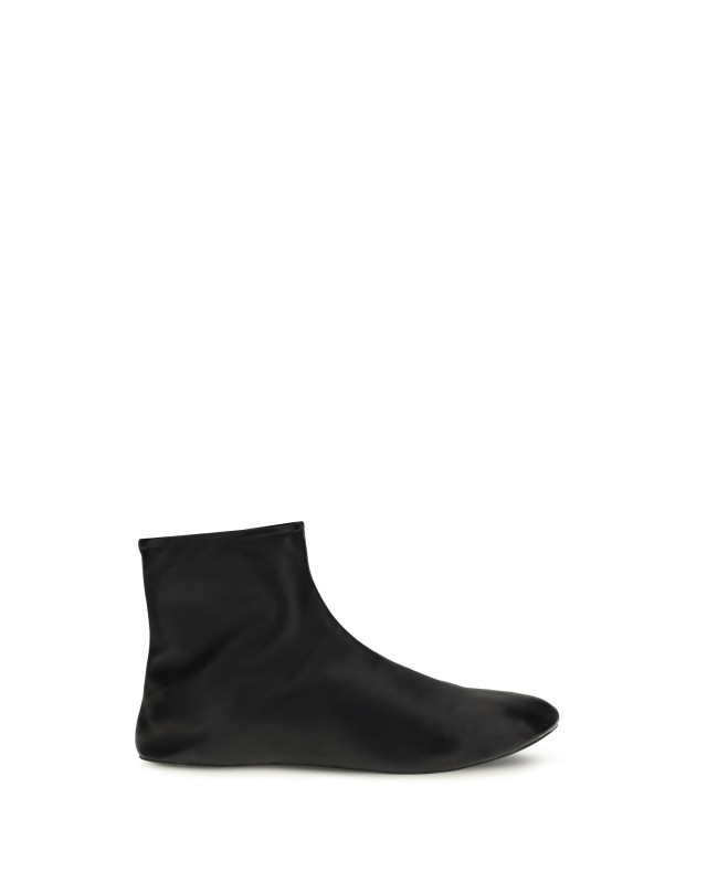 Leather ankle Boots lined with soft shearling