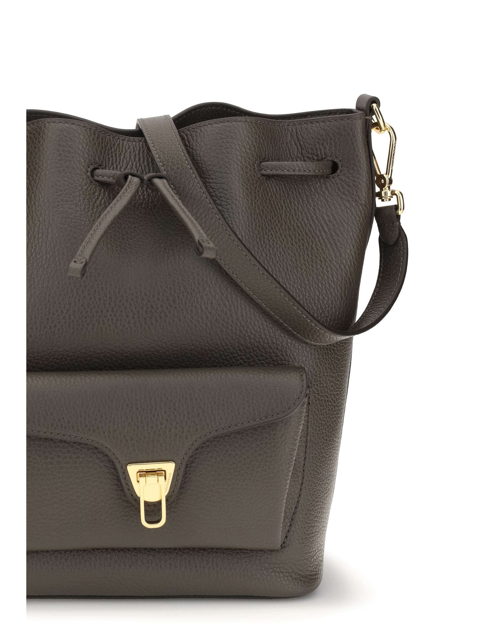 Beat Generation Bucket Bag