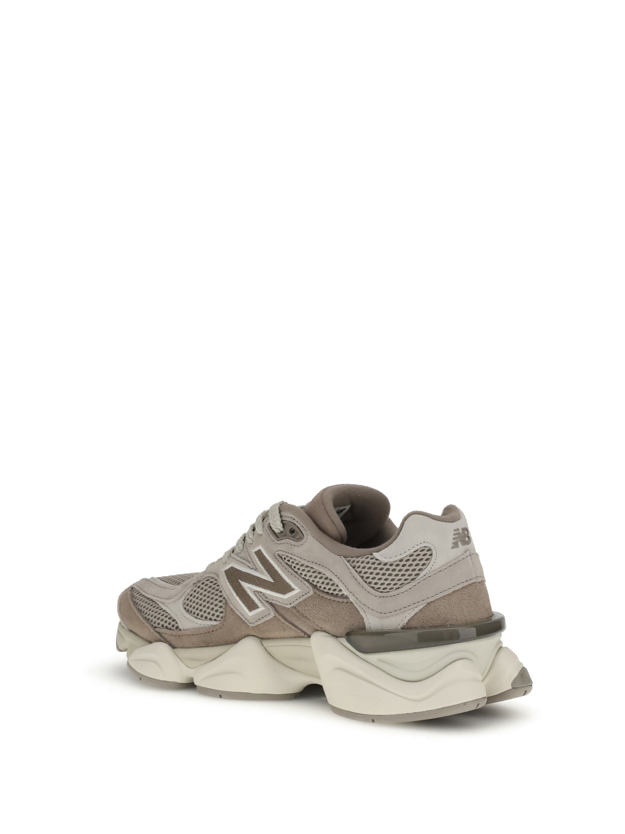 U9060 Sneakers
