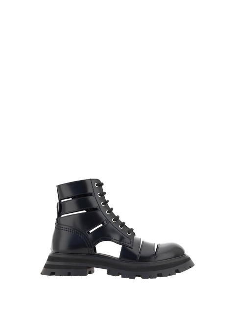 Wander Combat Boots