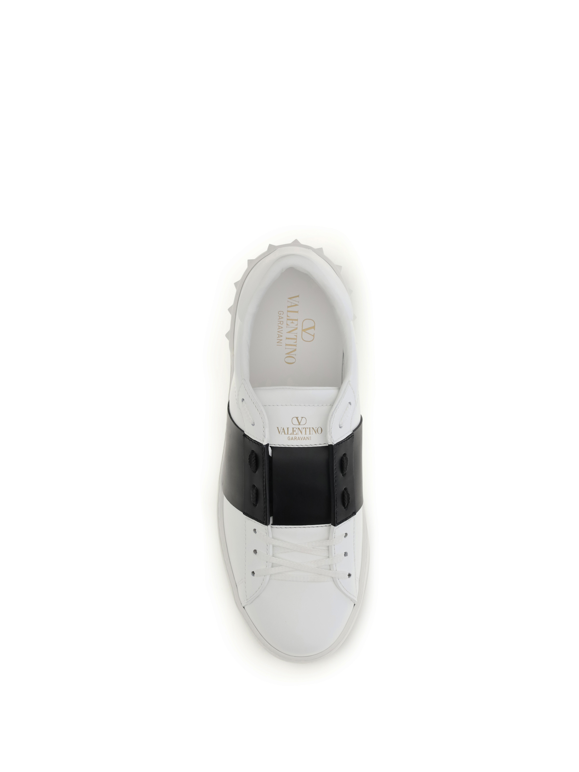 Open Sneakers