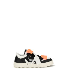 Low Top 3.0 Off Court Sneakers