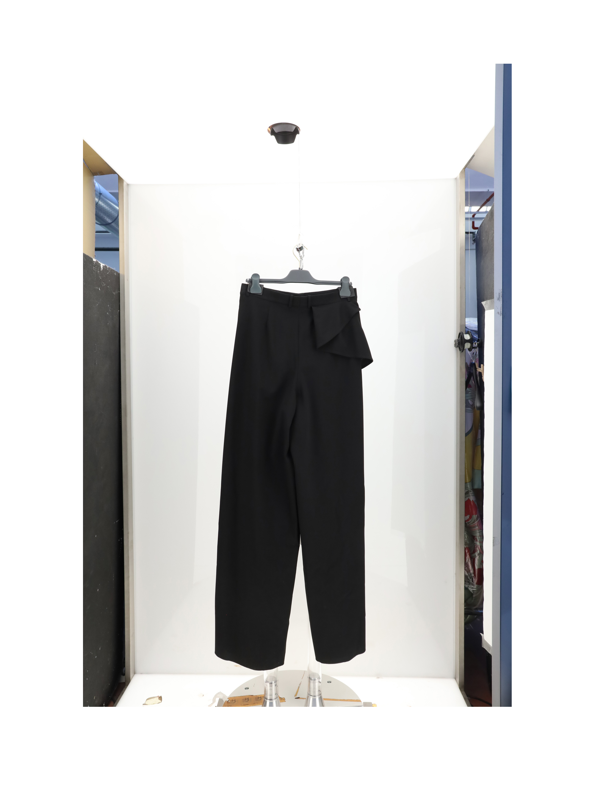 RUFFLE PANTA NERO