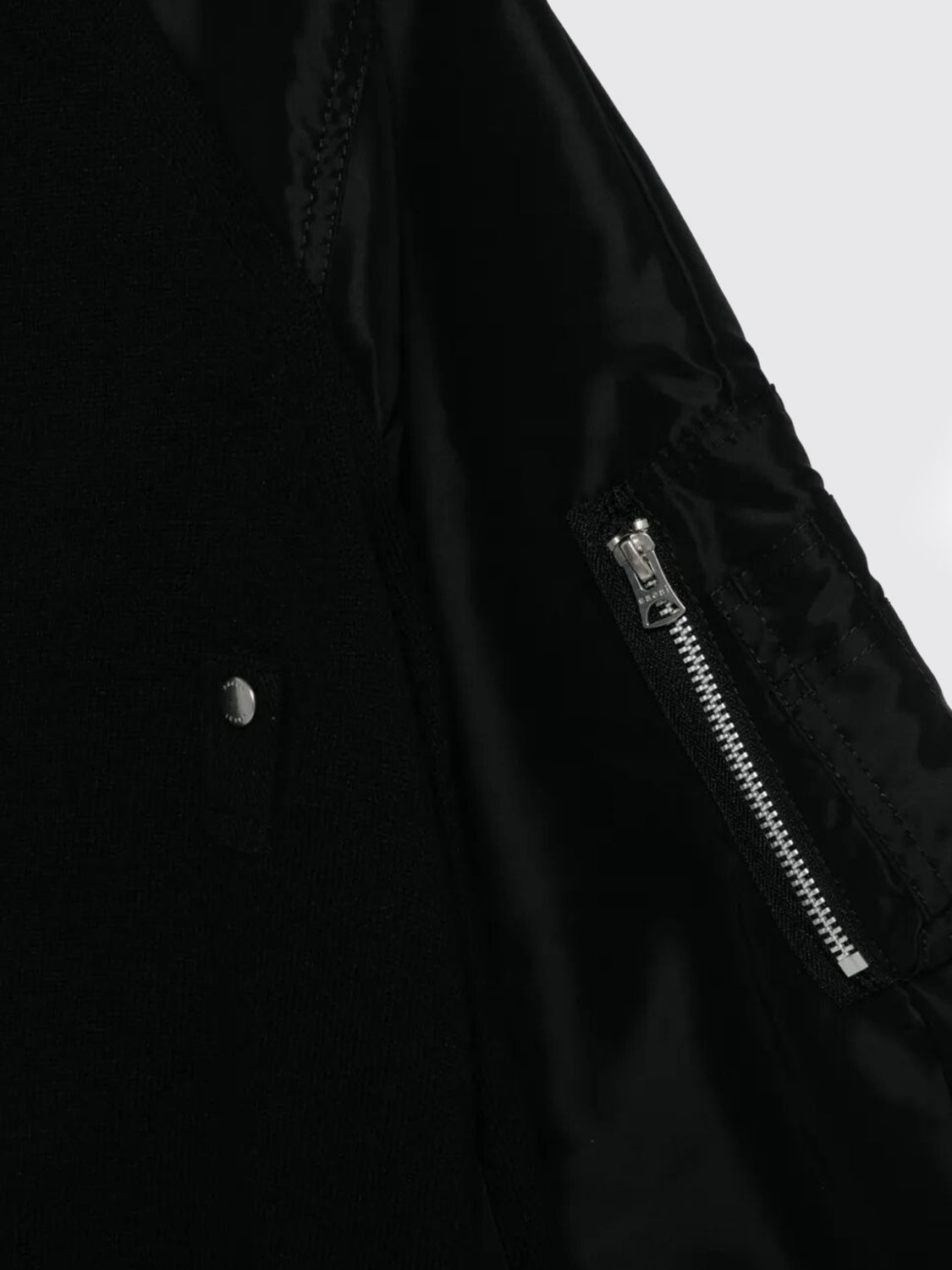 [Sacai] Casual Jacket SS26 2603940M 001
