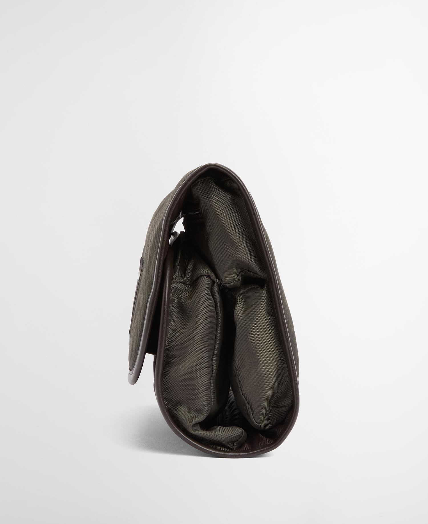 [Barbour] Beauty Case FW26 MAC0398OL51