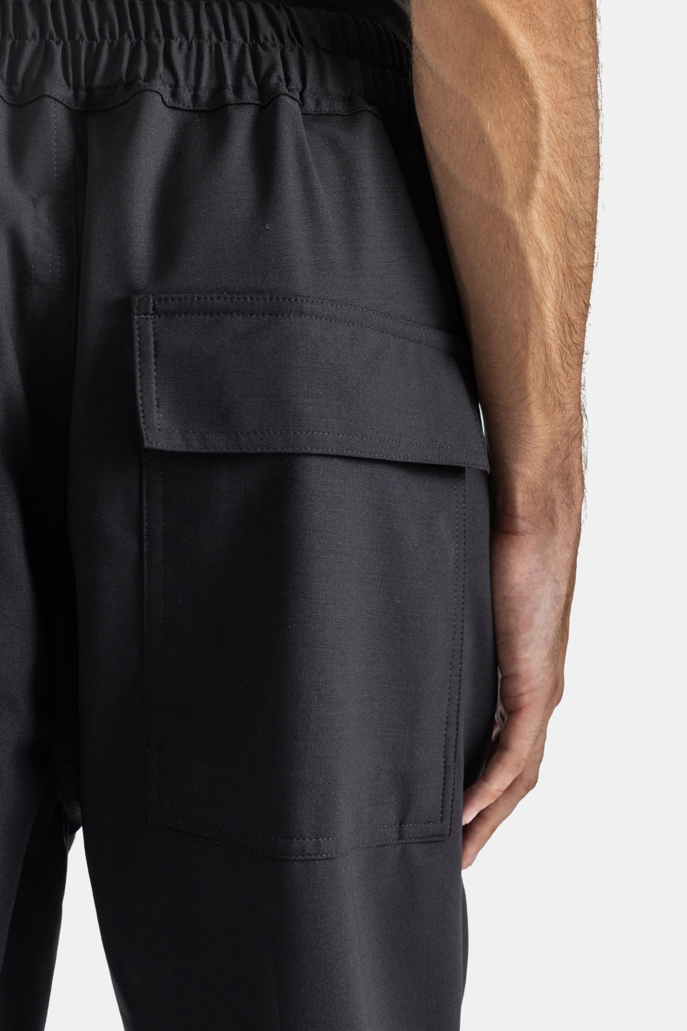 [Rick Owens] Trousers FW26 RU02F4390