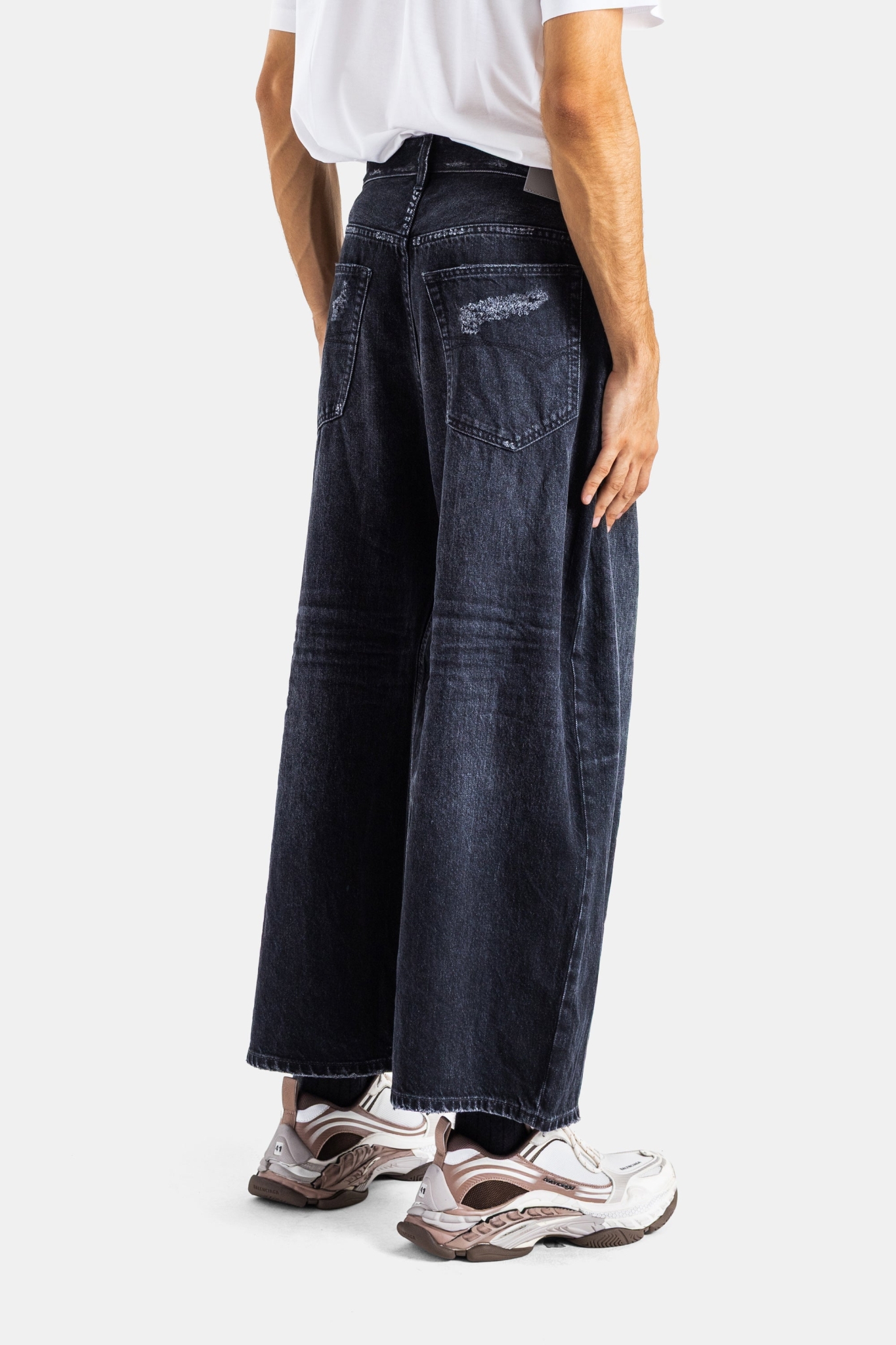 [Balenciaga] Jeans FW26 A001TU-TUW54