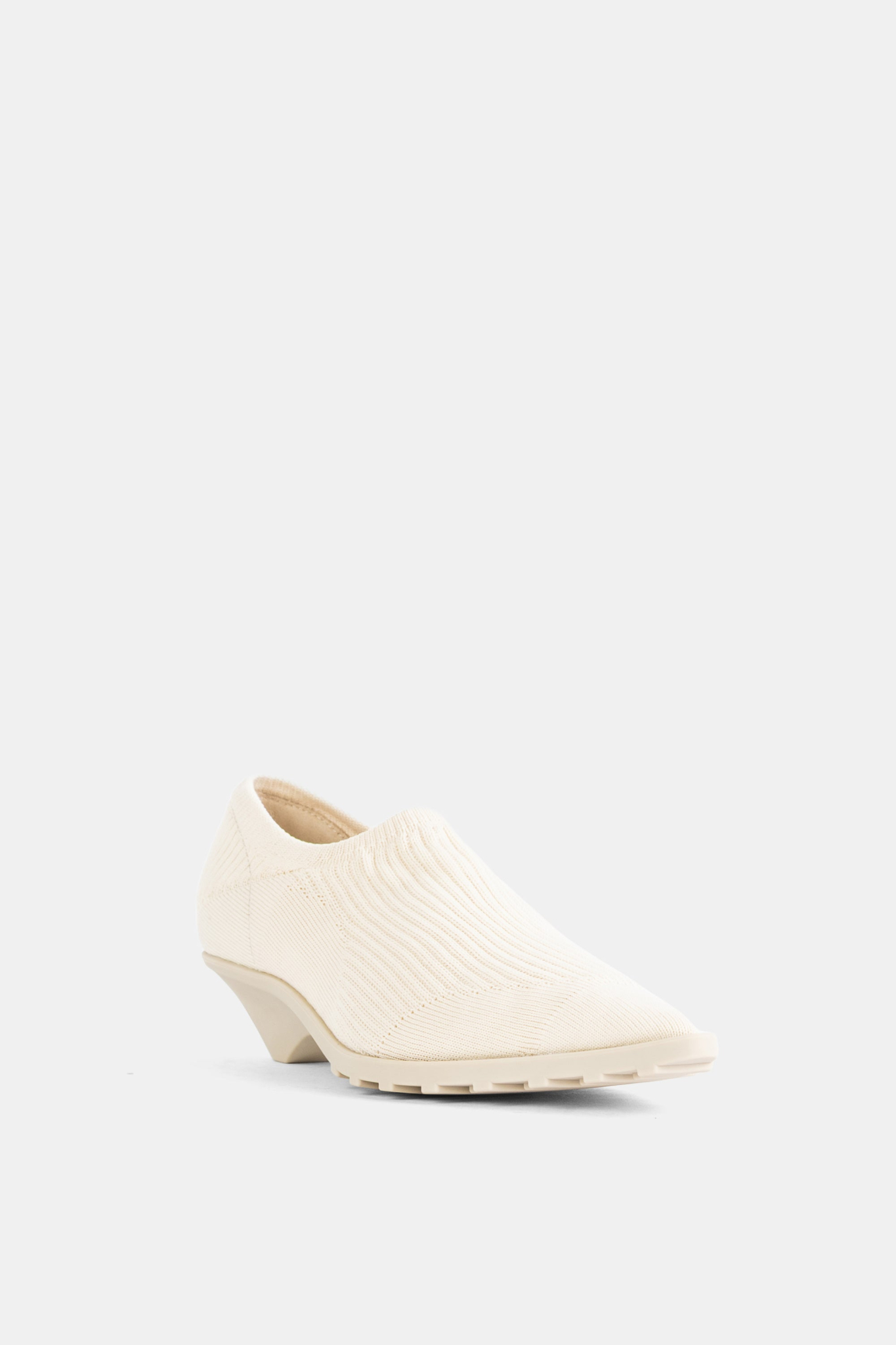 [CAMPER] Pumps FW26 K201998-001