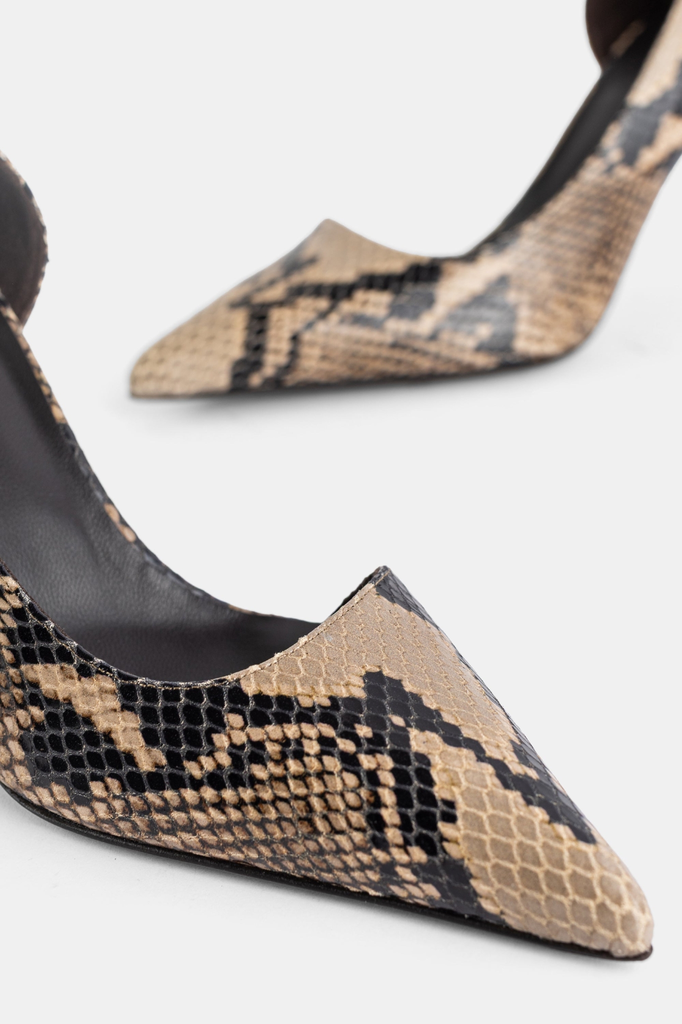 [KHAITE] Pumps FW26 F2040-803