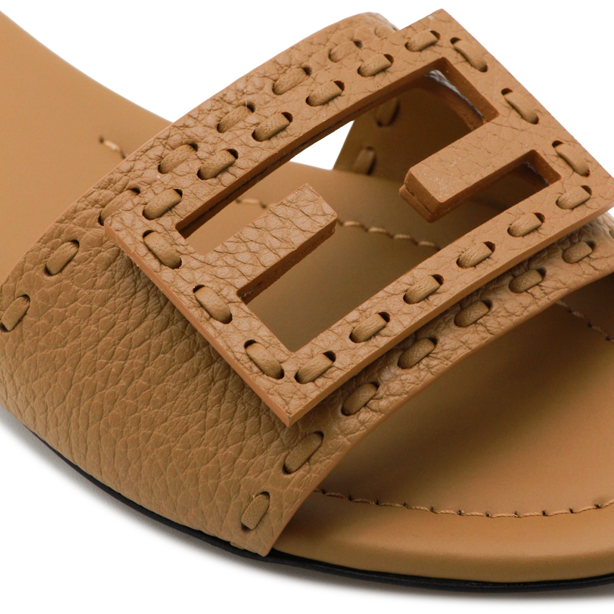 [Fendi] Flat shoes FW26 8R8136AQY2F1WYD