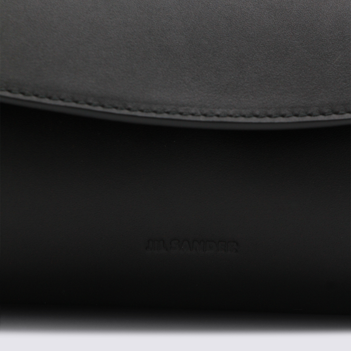 [Jil Sander] Shoulder bag FW26 J25WD0030P5713001