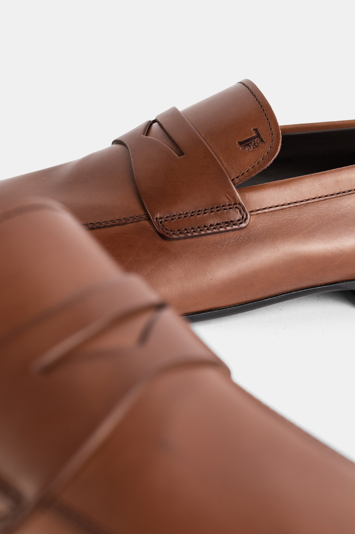 [Tod's] Moccasins SS26 XXM38K0GG10NF5