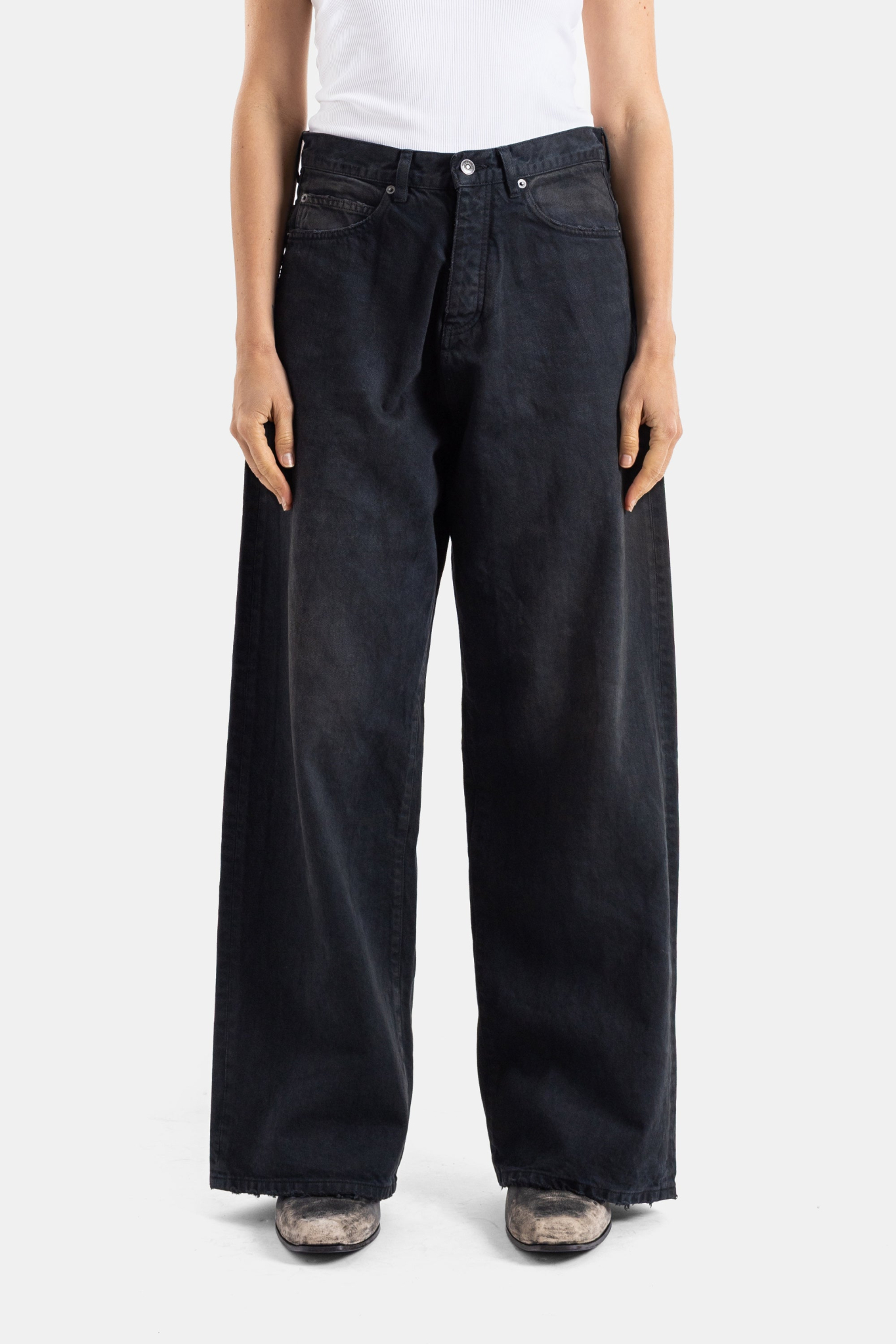 [Balenciaga] Jeans SS26 868319-TQW56