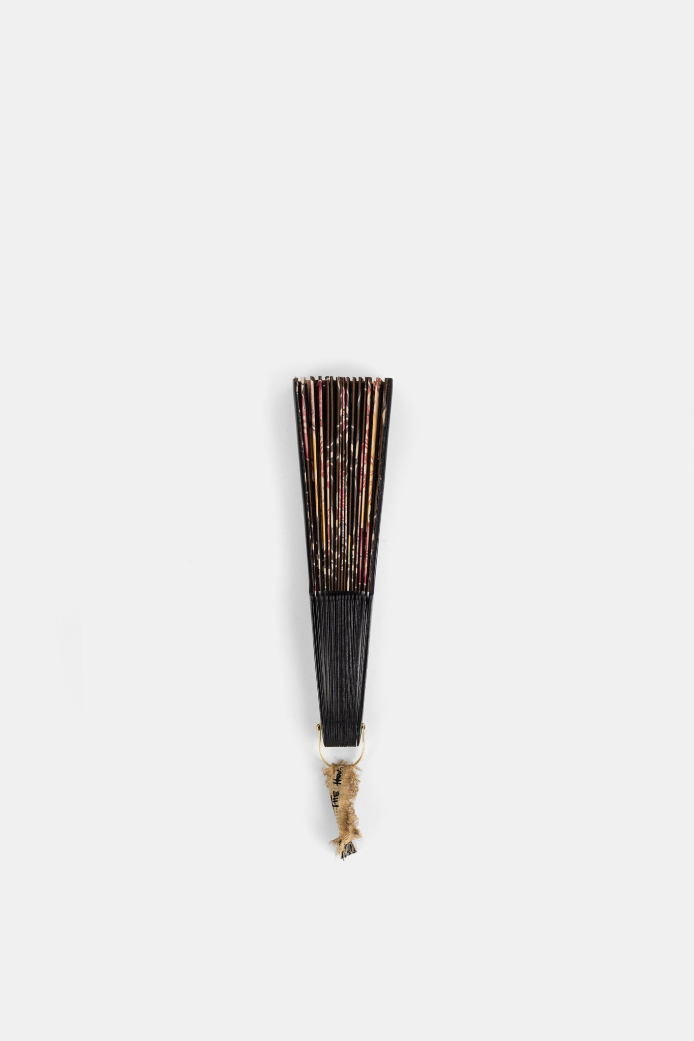 [THE HOUSE OF LYRIA] Fashion Accessory SS25 BLK-FAN