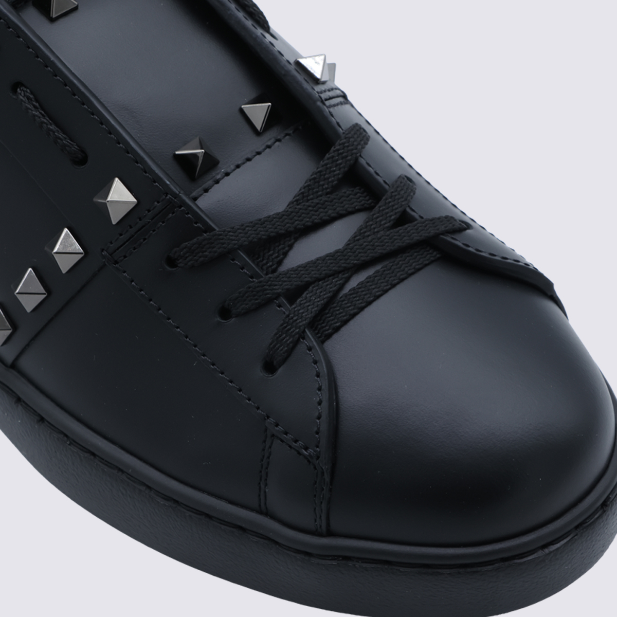 [Valentino Garavani] Sneakers FW26 9Y2S0931BXE0NO