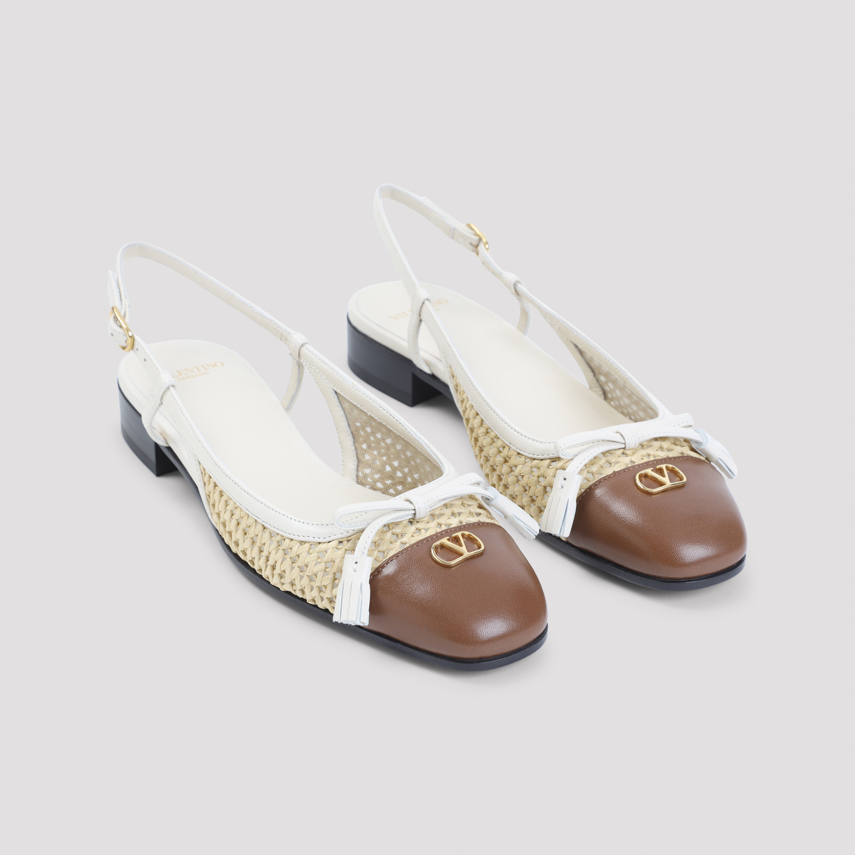 [Valentino Garavani] Flat shoes FW26 8W0S0MH0GXR
