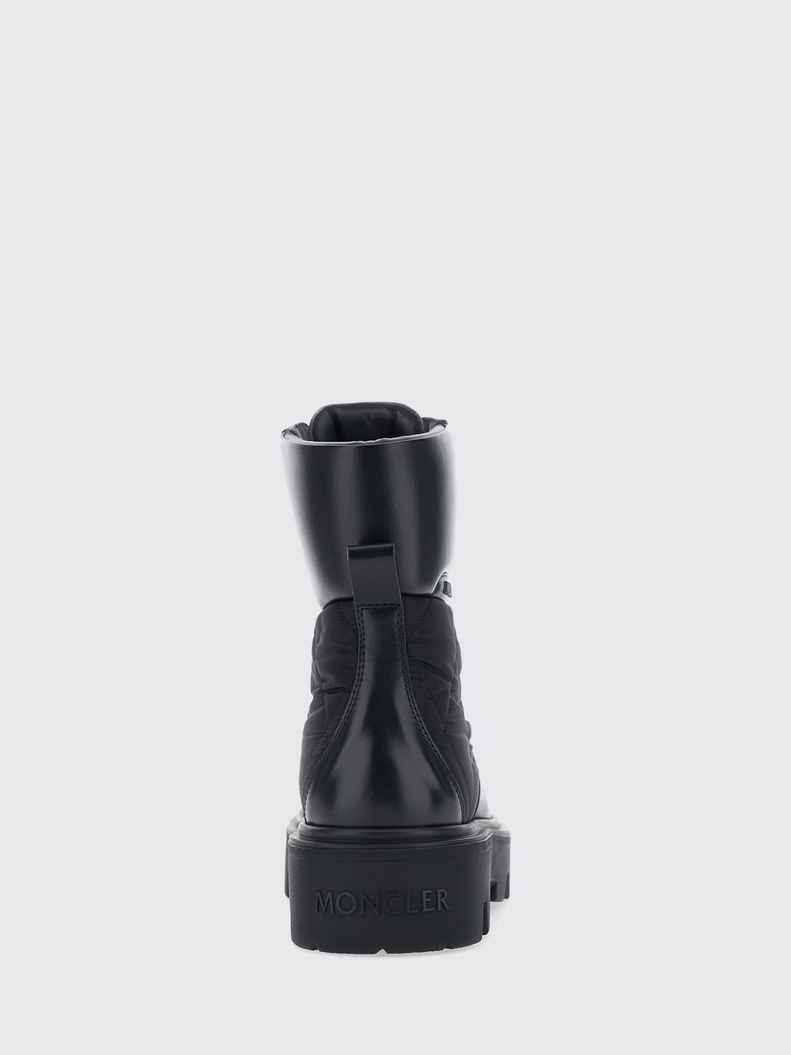 [Moncler] Boots FW26 L209B4F00040M9934 999
