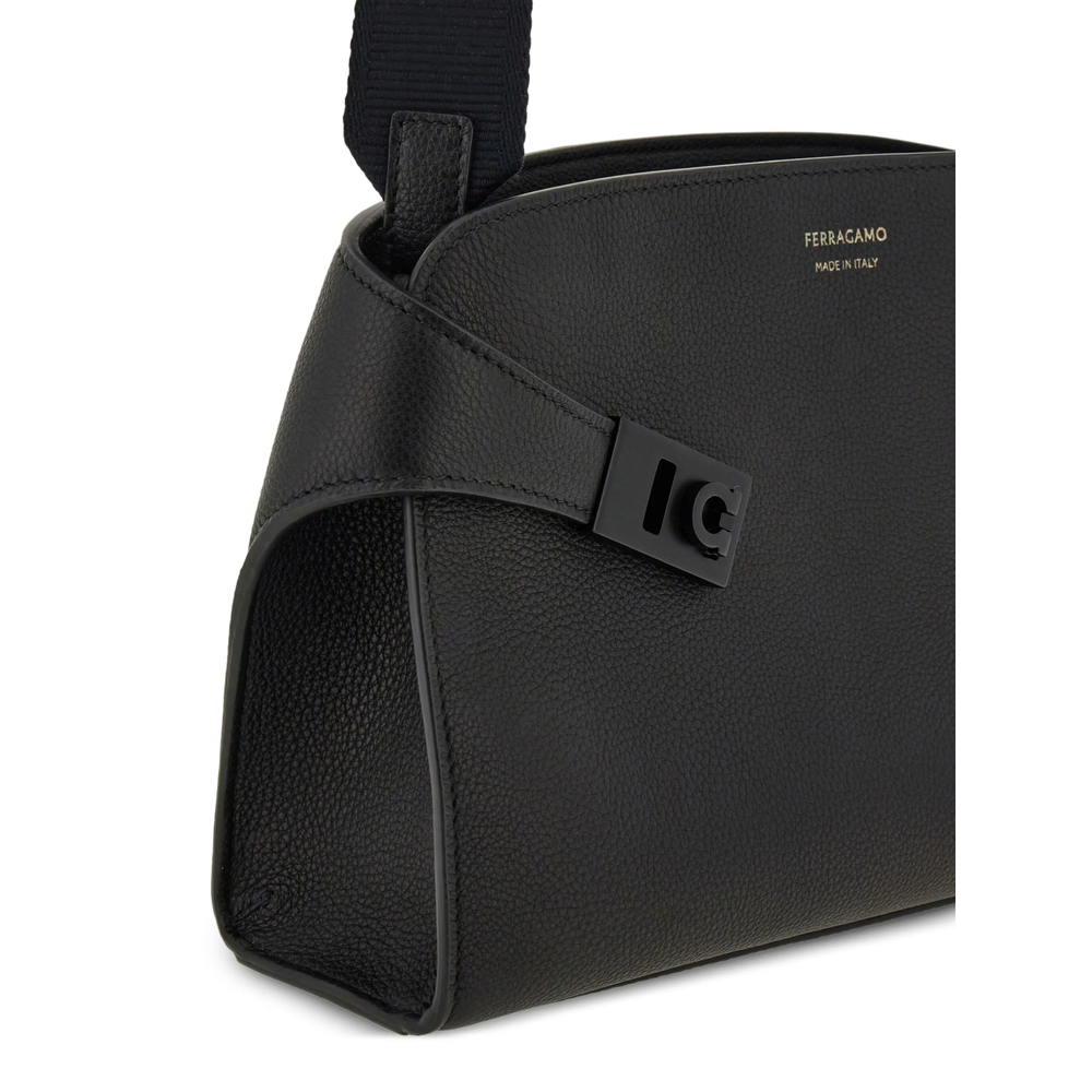 [Ferragamo] Cross body bag FW26 241790 0784626 NERO