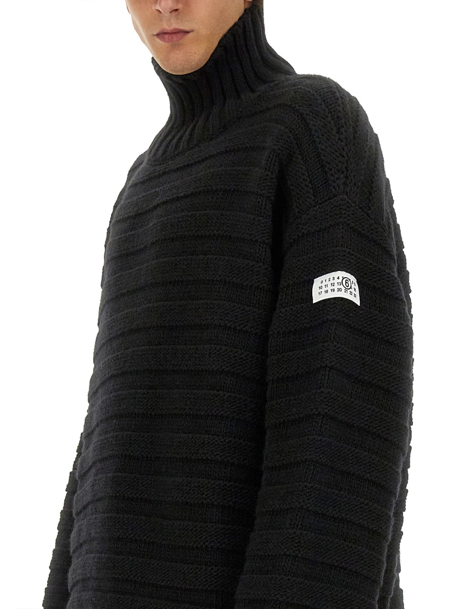 [MM6 Maison Margiela] Knitwear FW26 SH0HA0004_M13040900