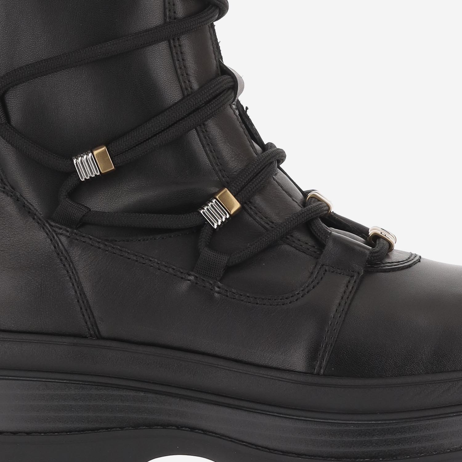 [PINKO] Ankle Boots FW26 SD0609P061Z99