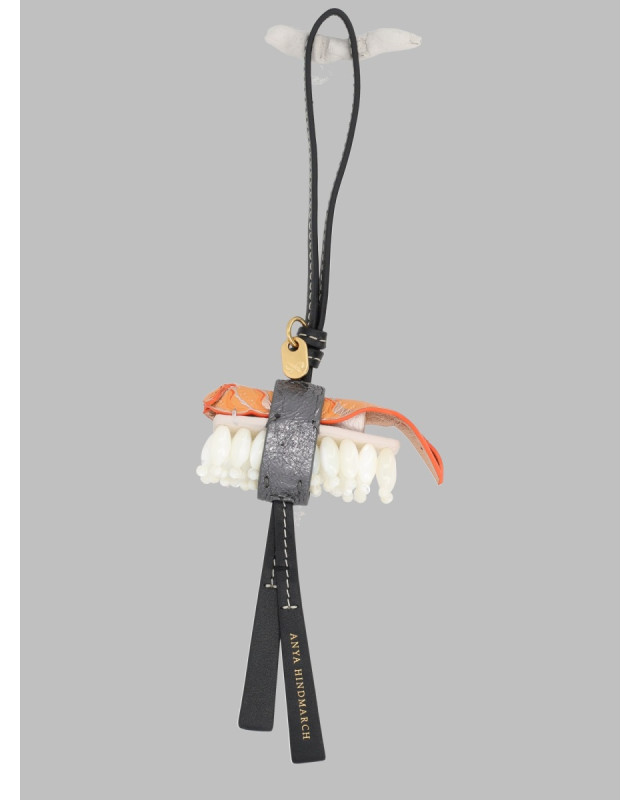 [Anya Hindmarch] Keyring FW26 208093_SALMON