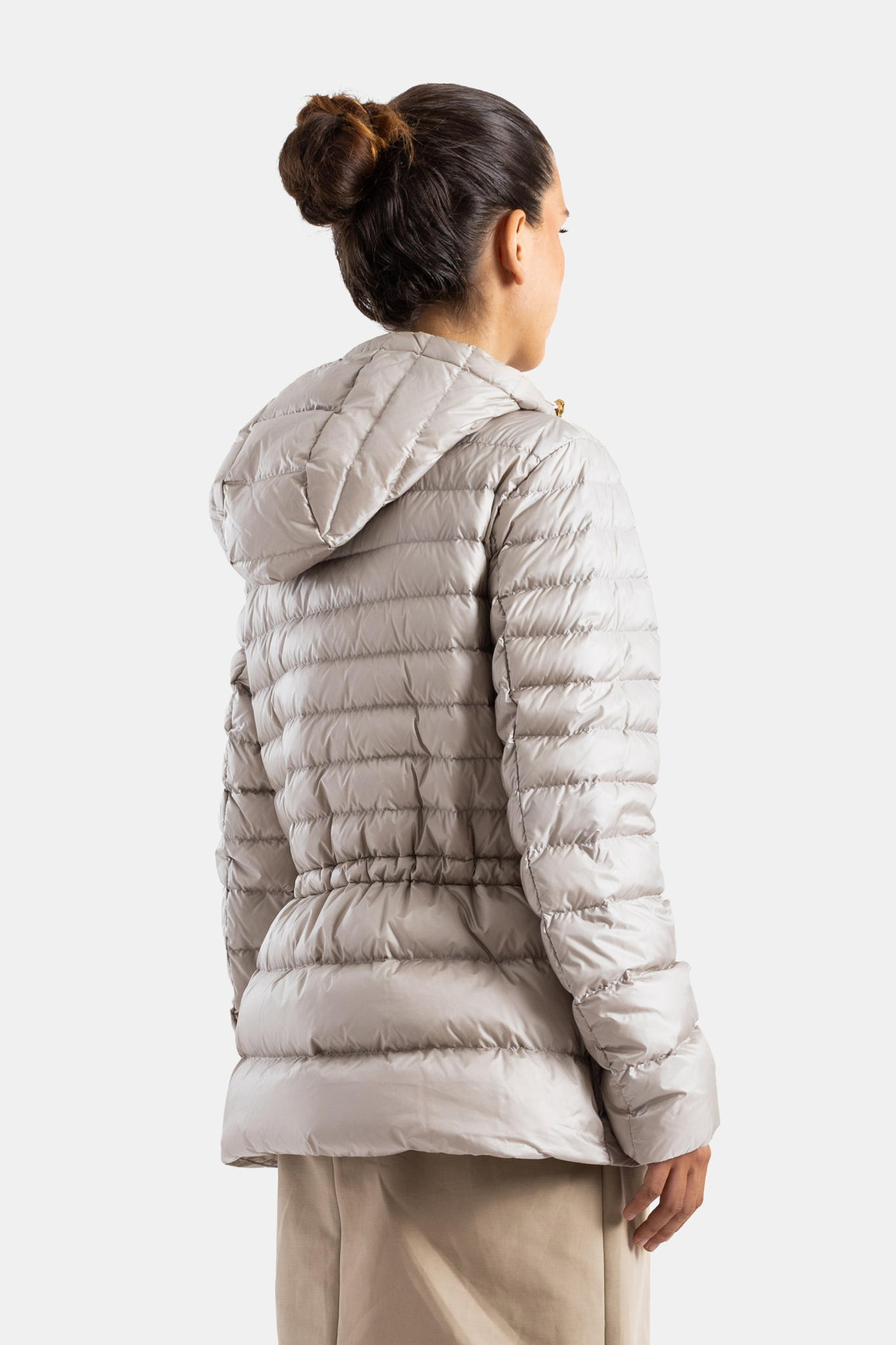 [Moncler] Down jacket FW26 L2093 1A00157 - 597YF