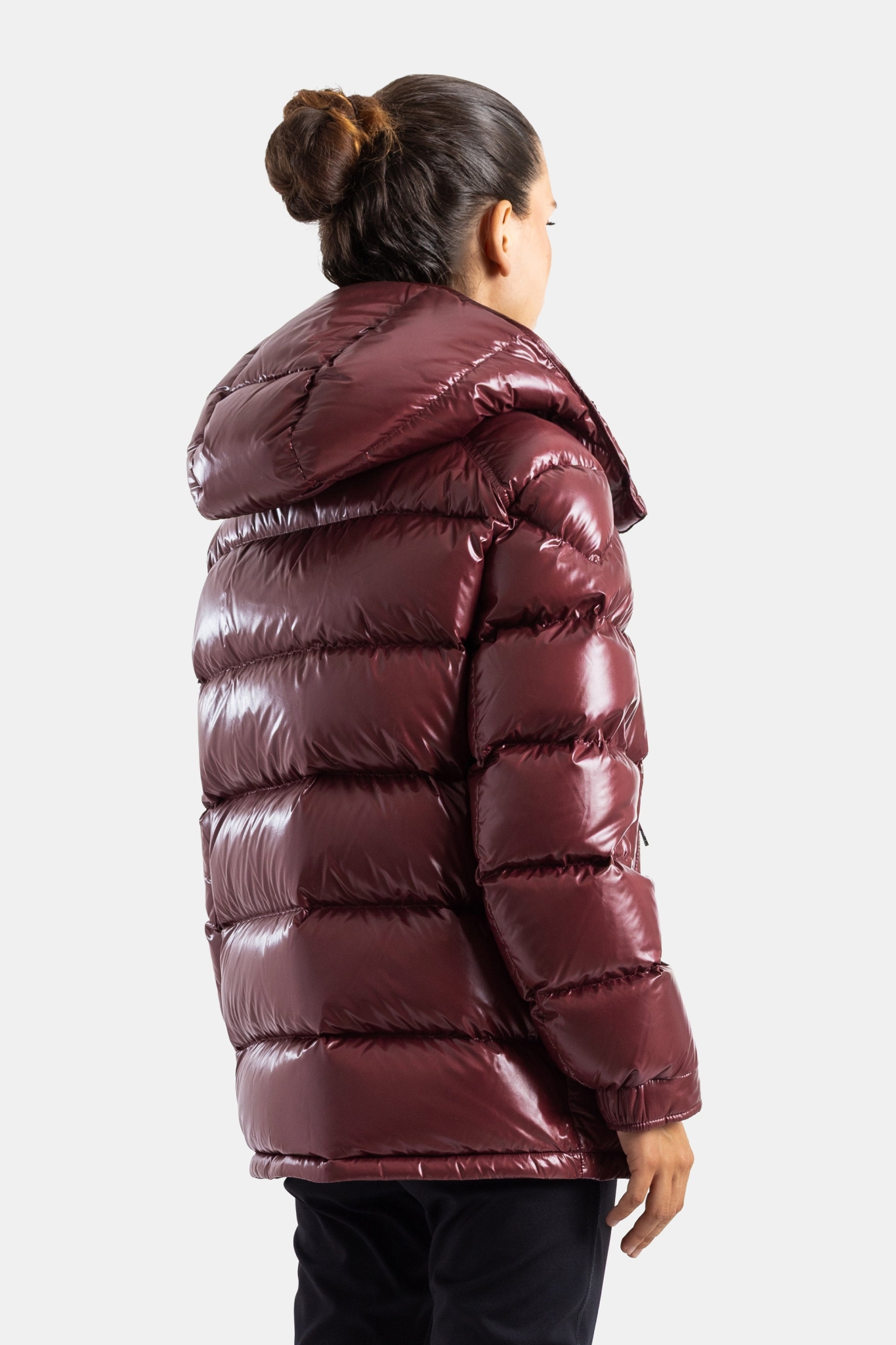 [Moncler] Down jacket FW26 L2093 1A00142 - 68950