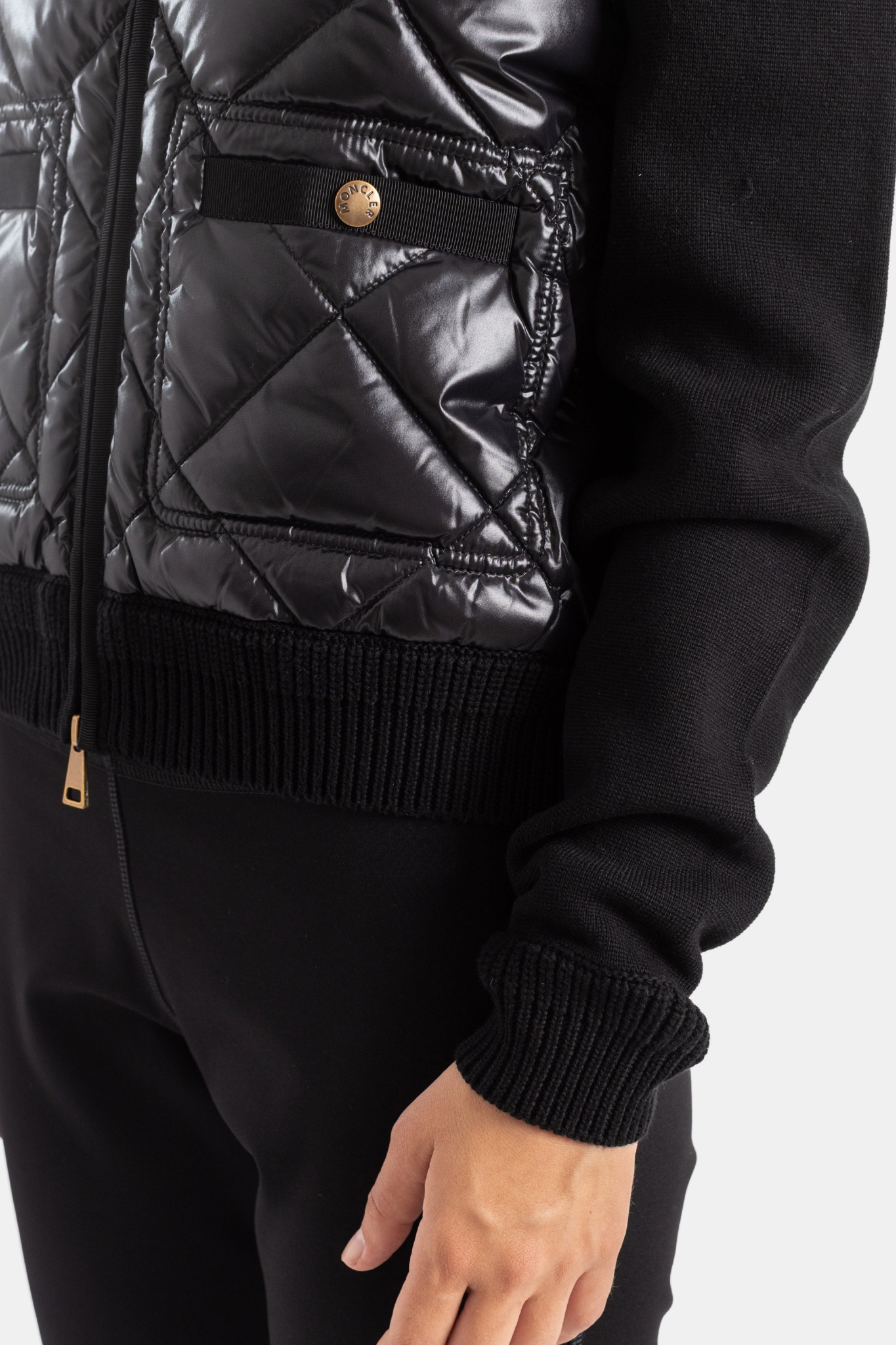 [Moncler] Down jacket FW26 L2093 9B00004 - M1113