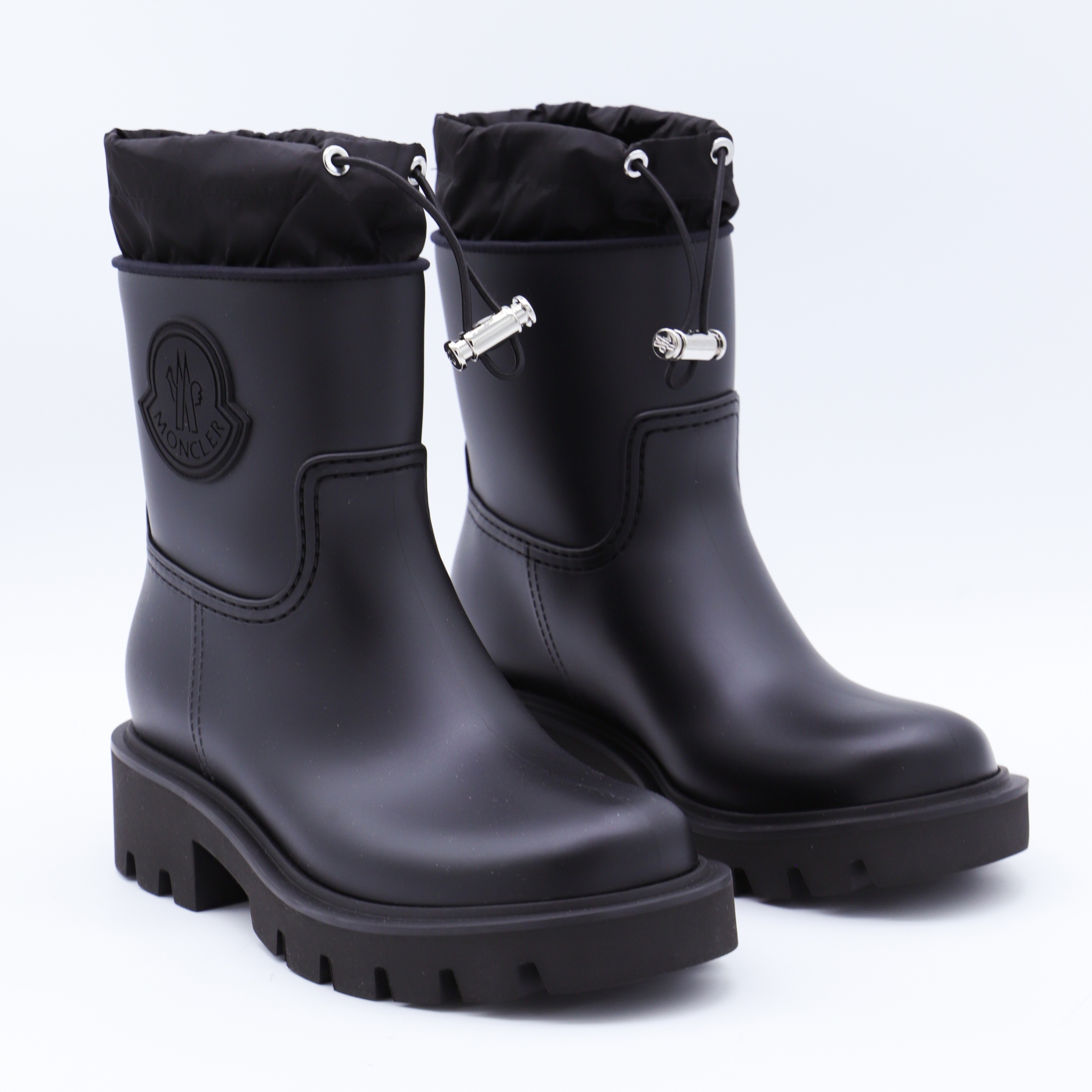 [Moncler] Ankle Boots FW26 L209B4G00190M4522999