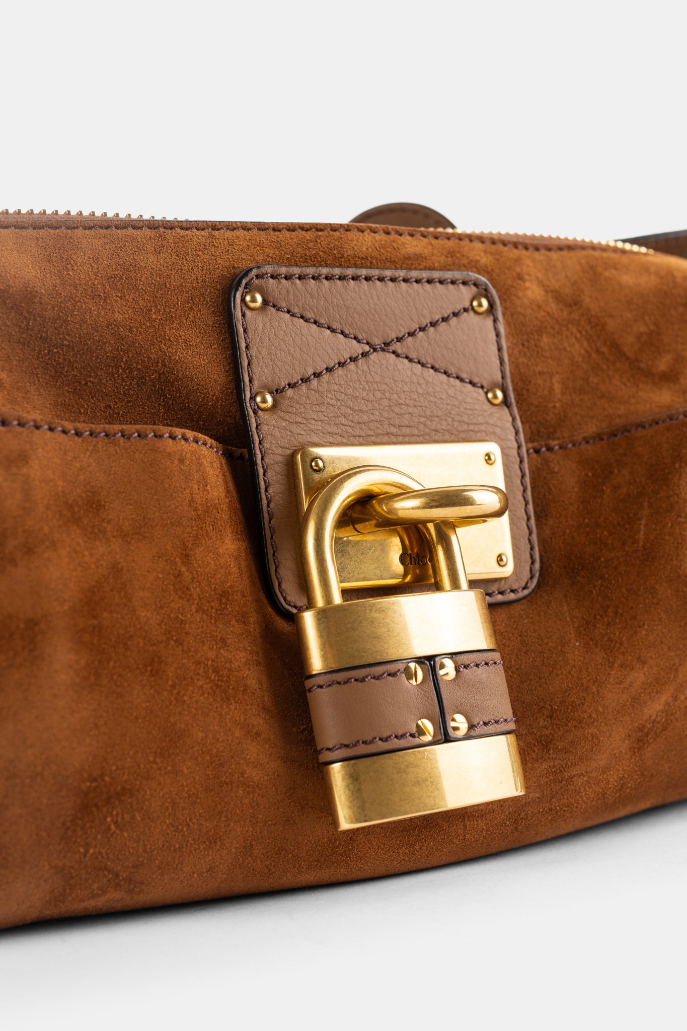 [Chloe] Shoulder bag FW26 CH26AS809S77