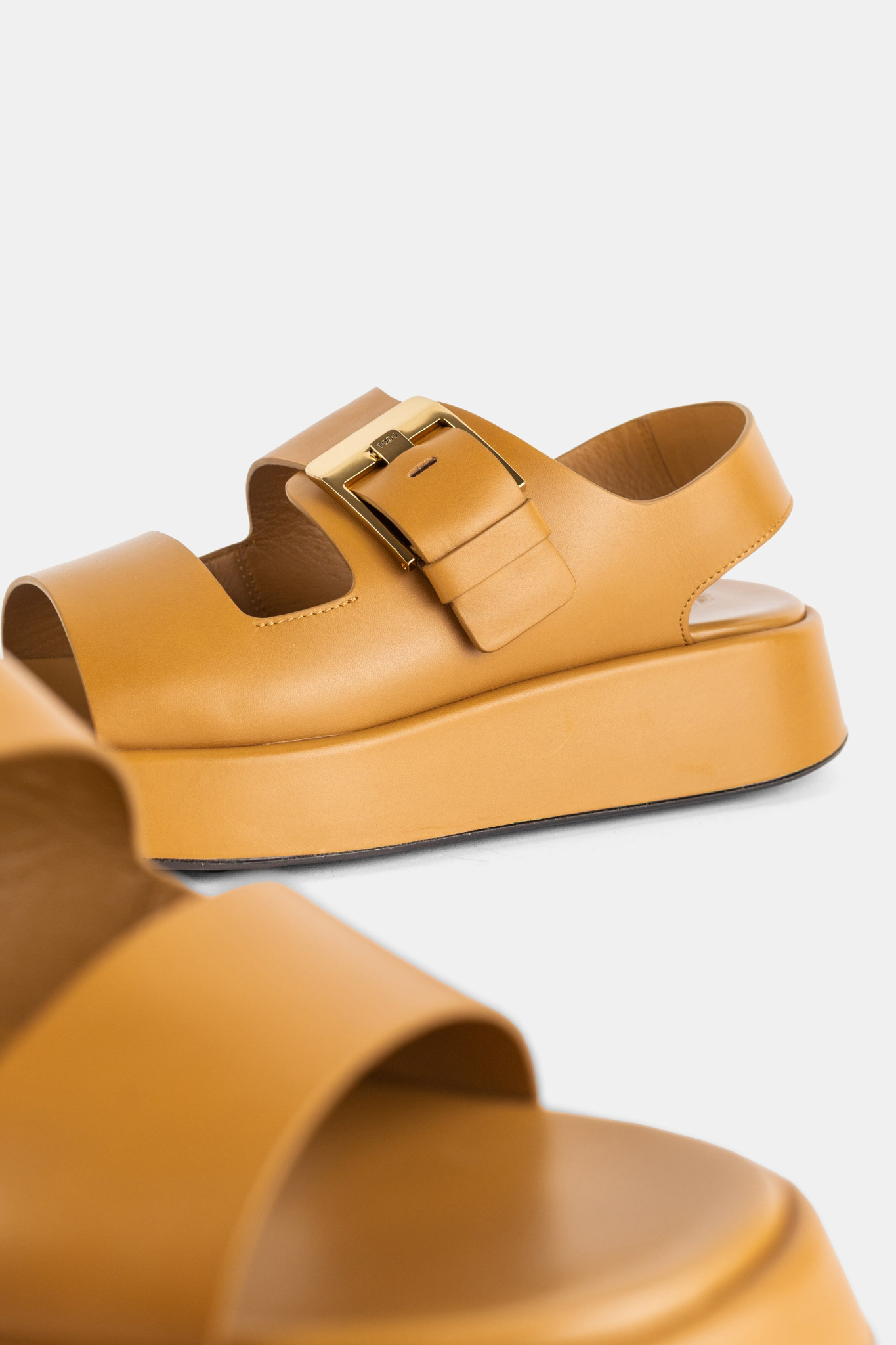 [Tod's] Sandals SS26 XXW95L0KA50N6M