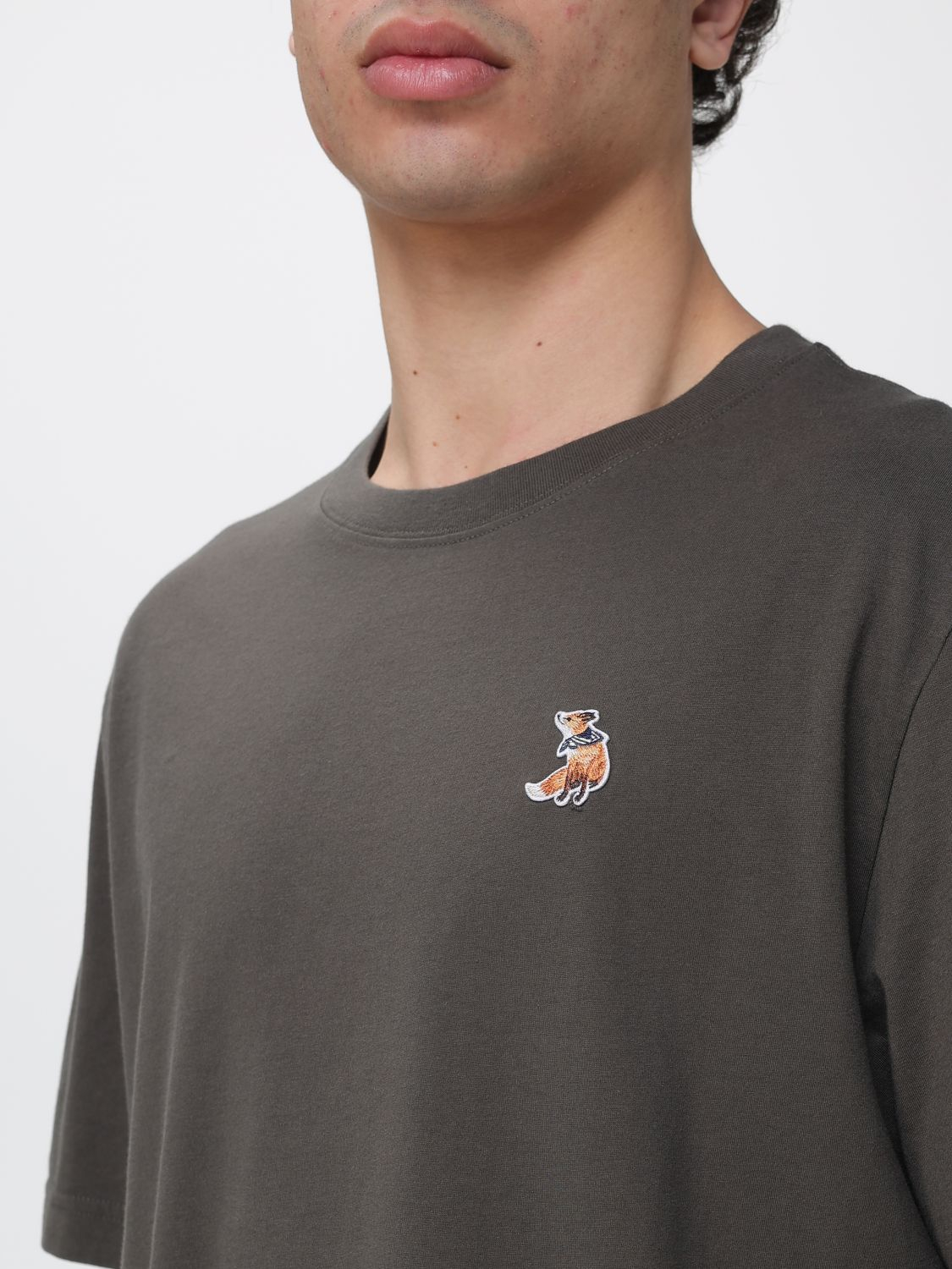 [MAISON KITSUNE] T-shirts Short Sleeve SS26 QM00102KJ7026 0453