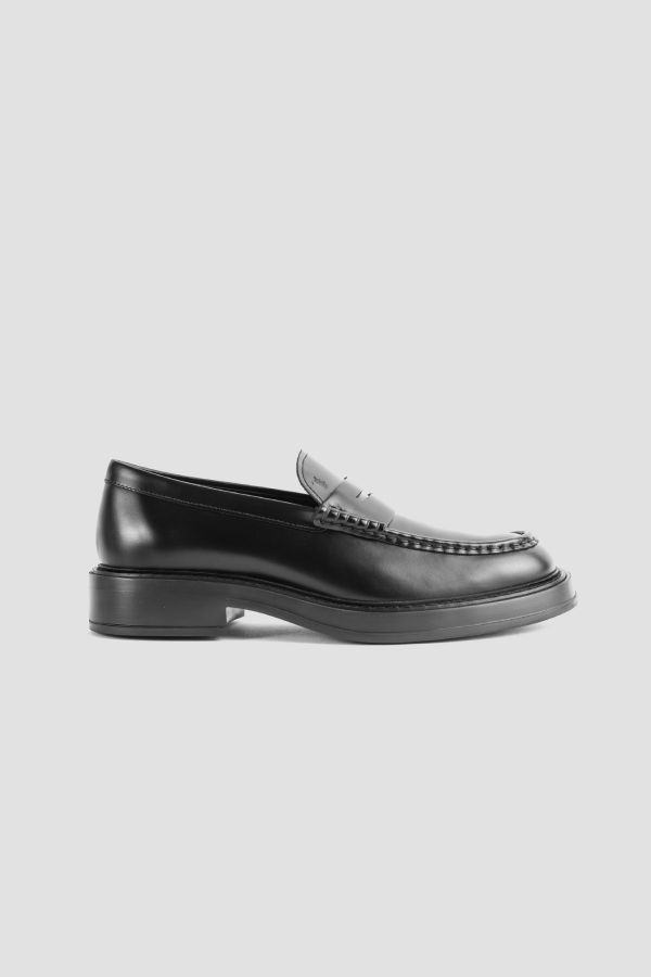 [Tod's] Moccasins FW25 XXM61K0AI40LYG