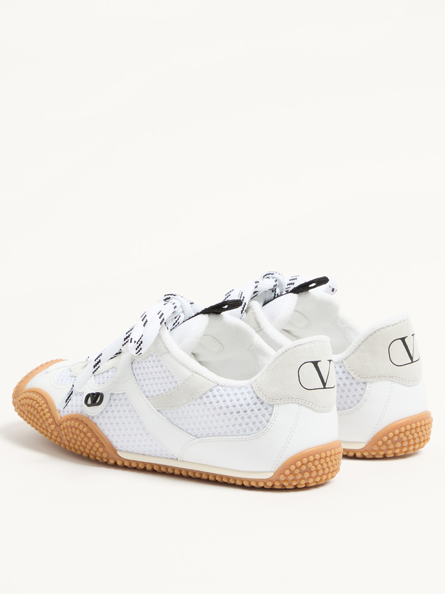 [Valentino Garavani] Sneakers SS26 8W2S0NB8SDV9NX
