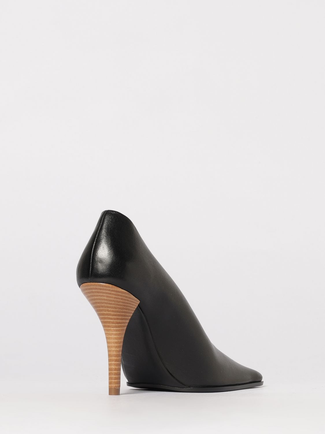 [Alaia] Pumps SS26 AA3E1020I106 999