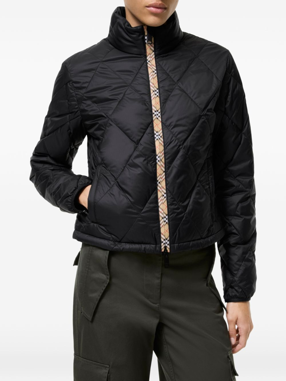 [Burberry] Down jacket FW26 8122570A1189