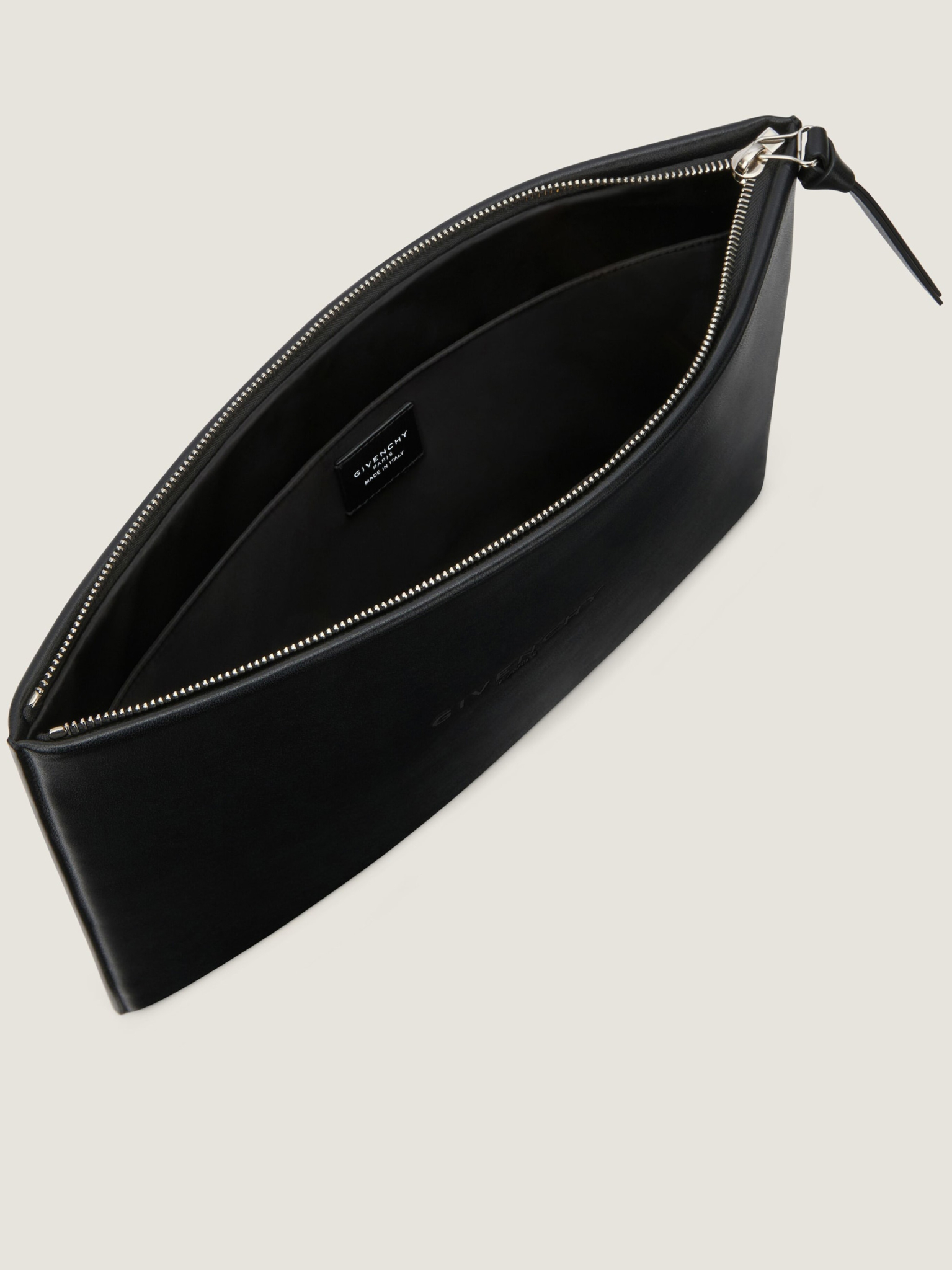 [Givenchy] Pouch FW26 BK60FXK21L