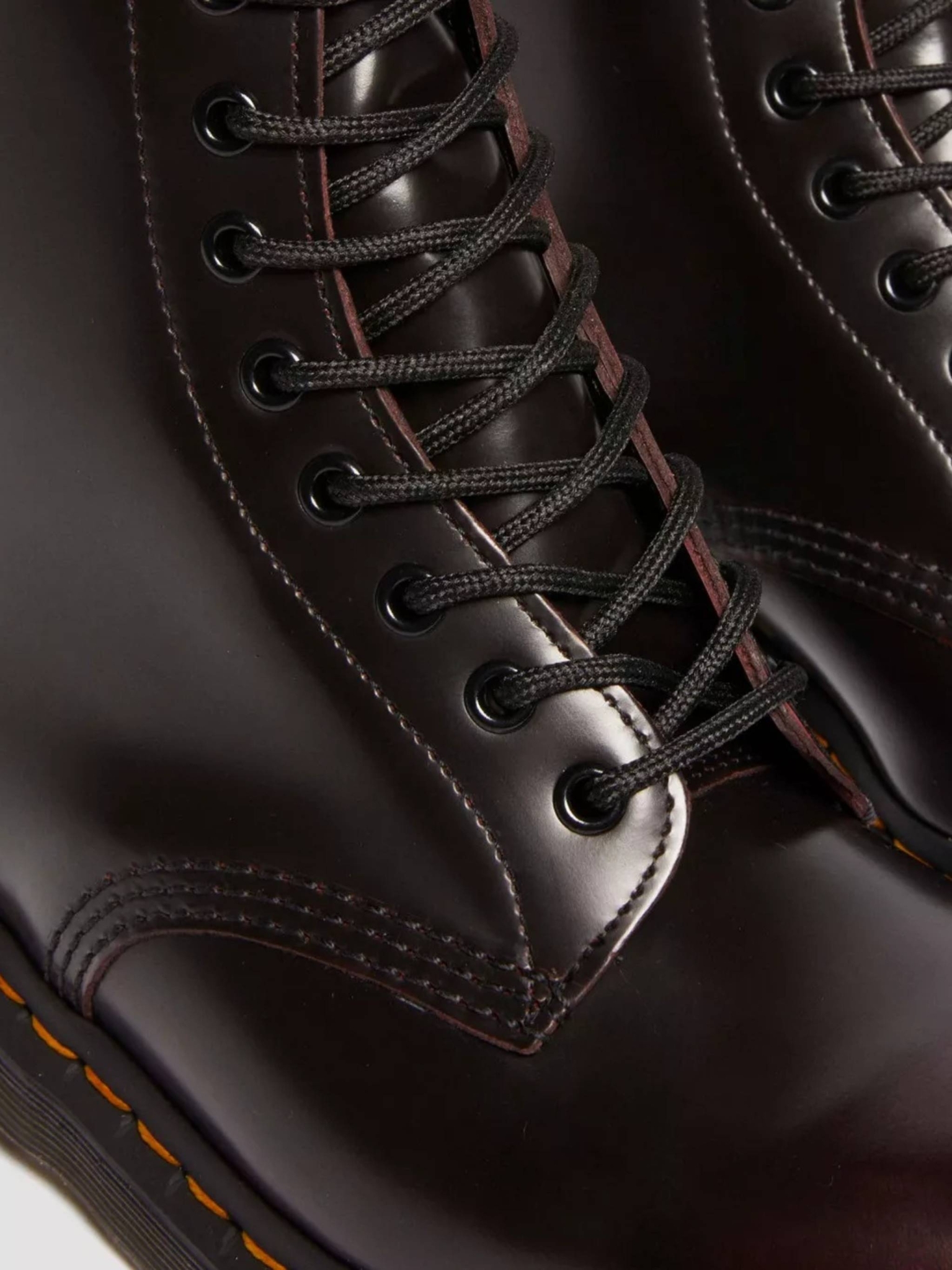 [Dr. Martens] Ankle boots FW26 41773600