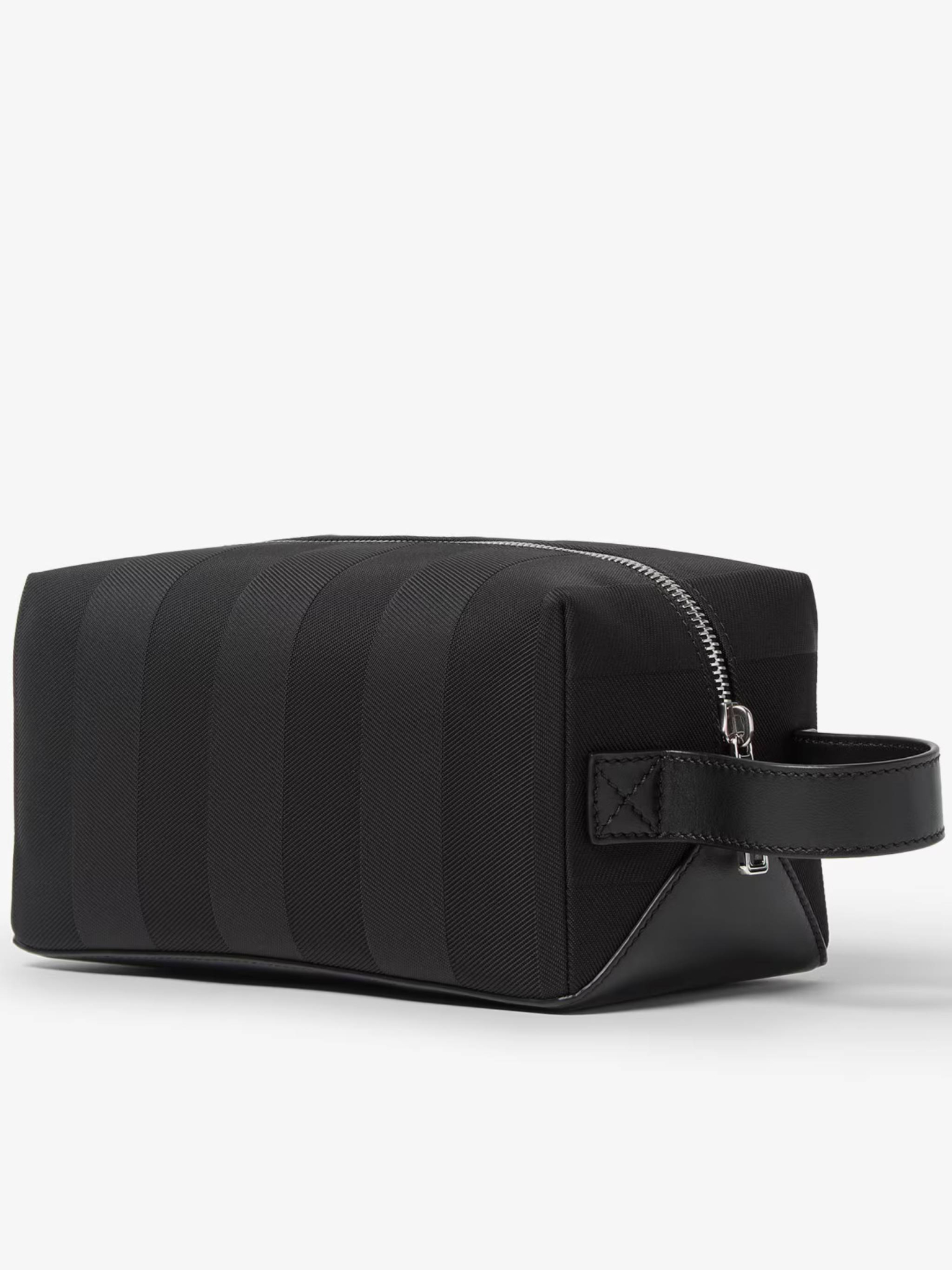 [Fendi] Beauty Case FW26 7N0170 B110