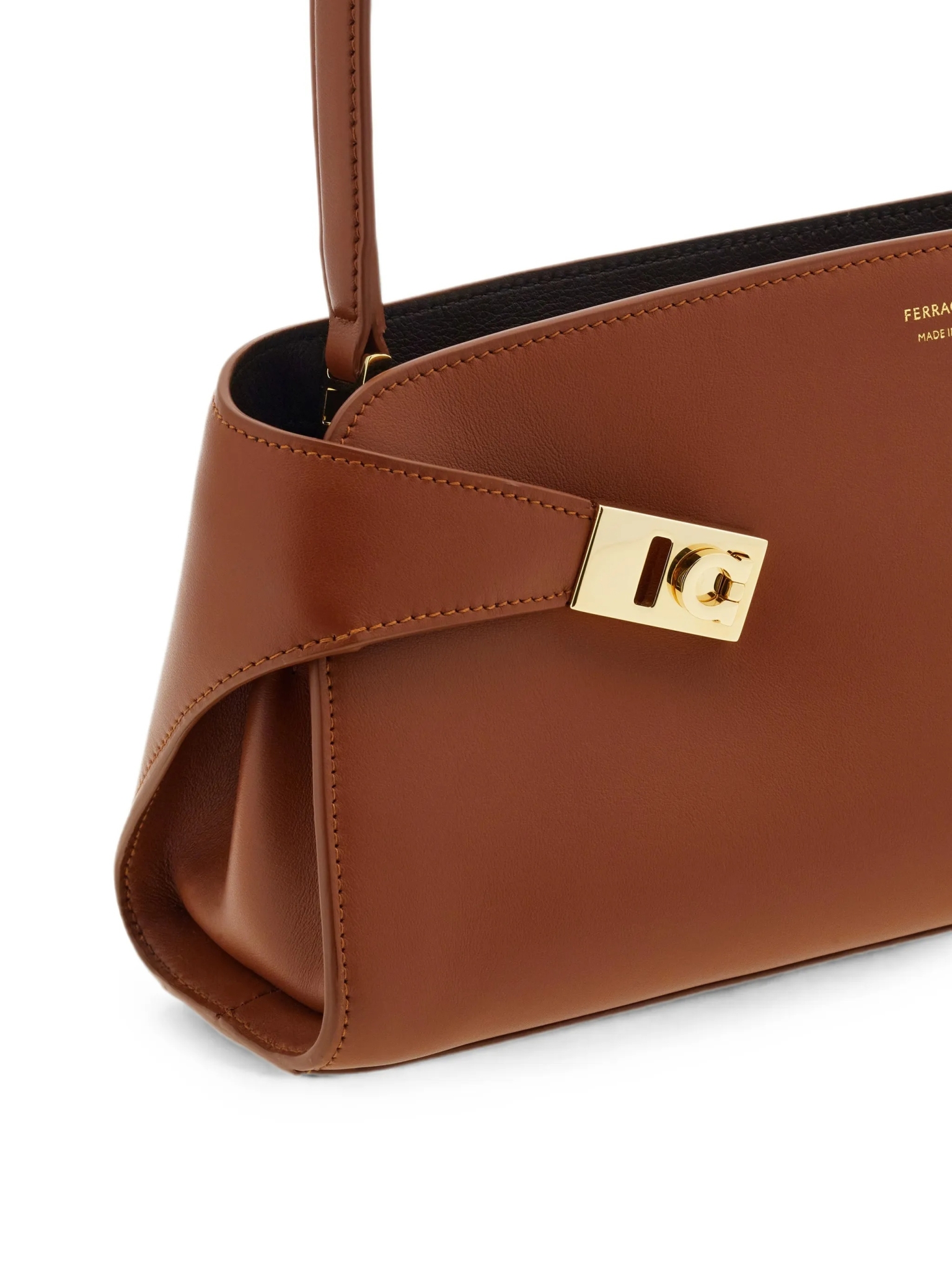 [Salvatore Ferragamo] Shoulder bag FW26 0795365