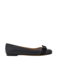 [Salvatore Ferragamo] Flat shoes FW26 0775746