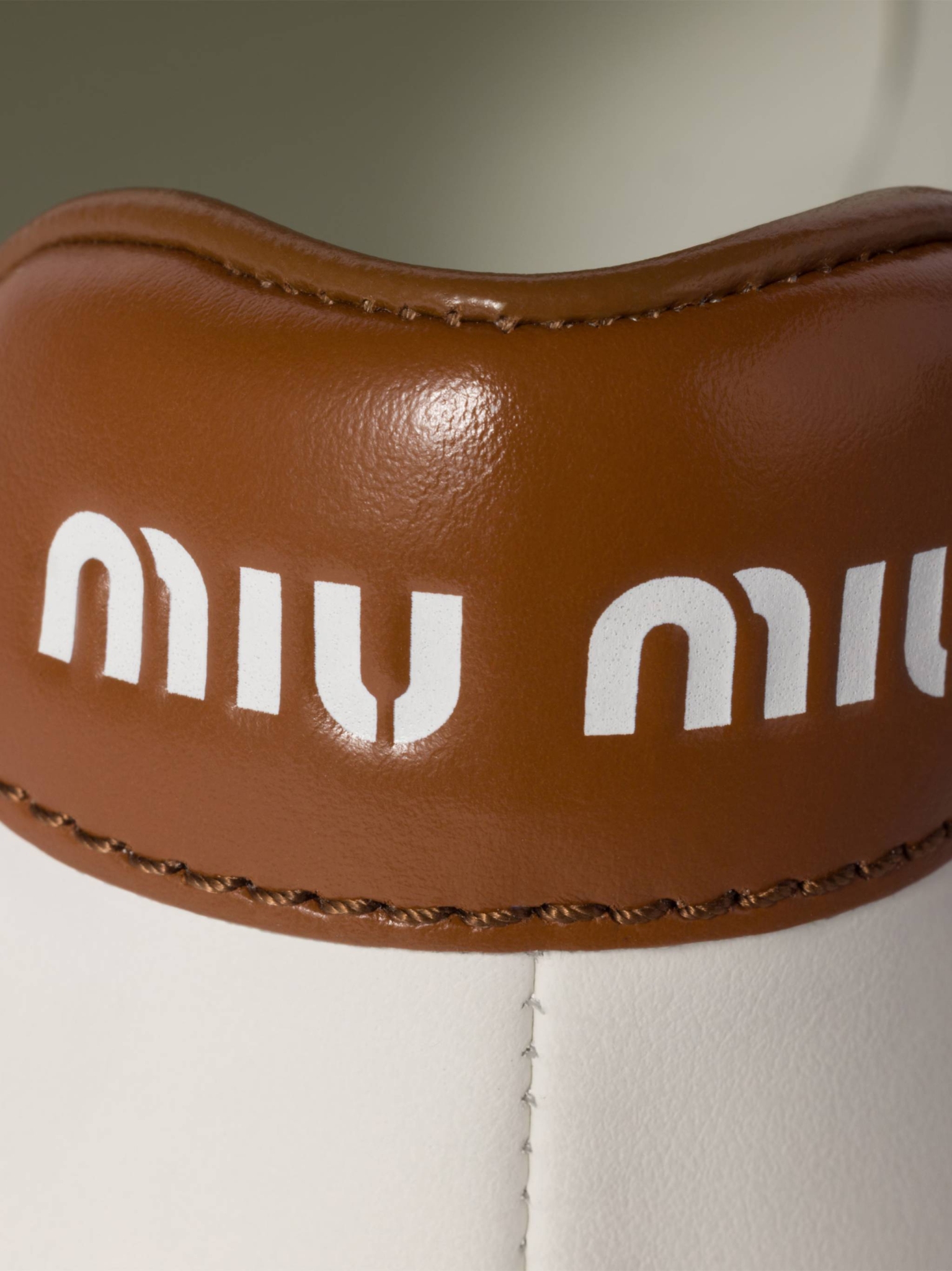 [Miu Miu] Sneakers FW26 5E387E 3L48