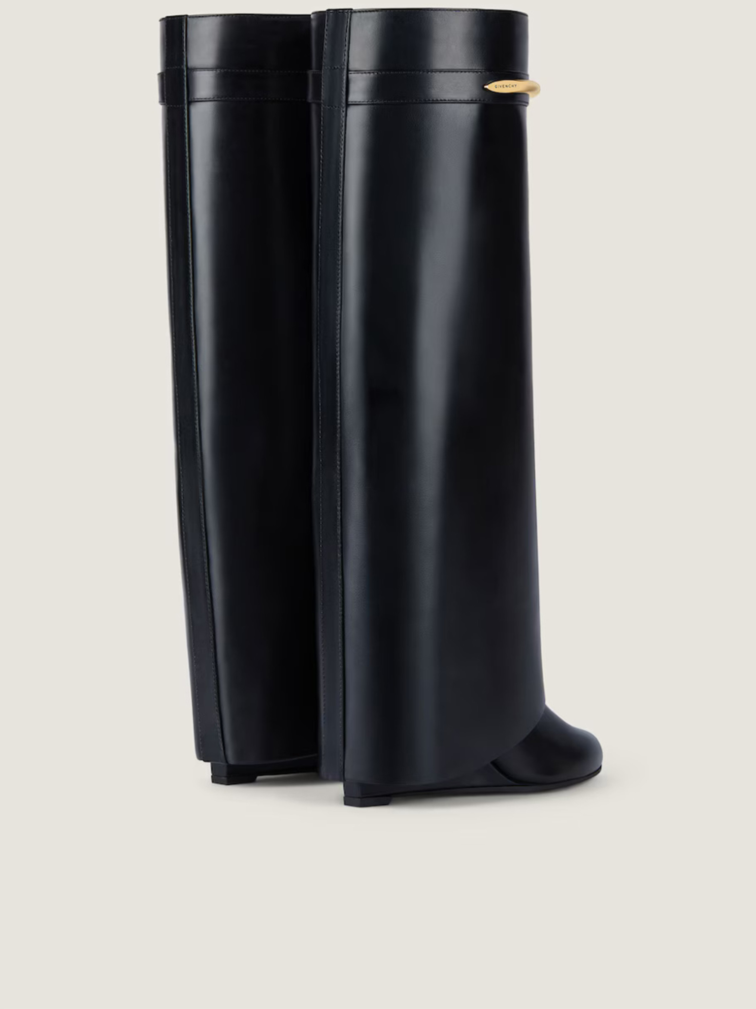 [Givenchy] Boots FW26 BE703XE1J7