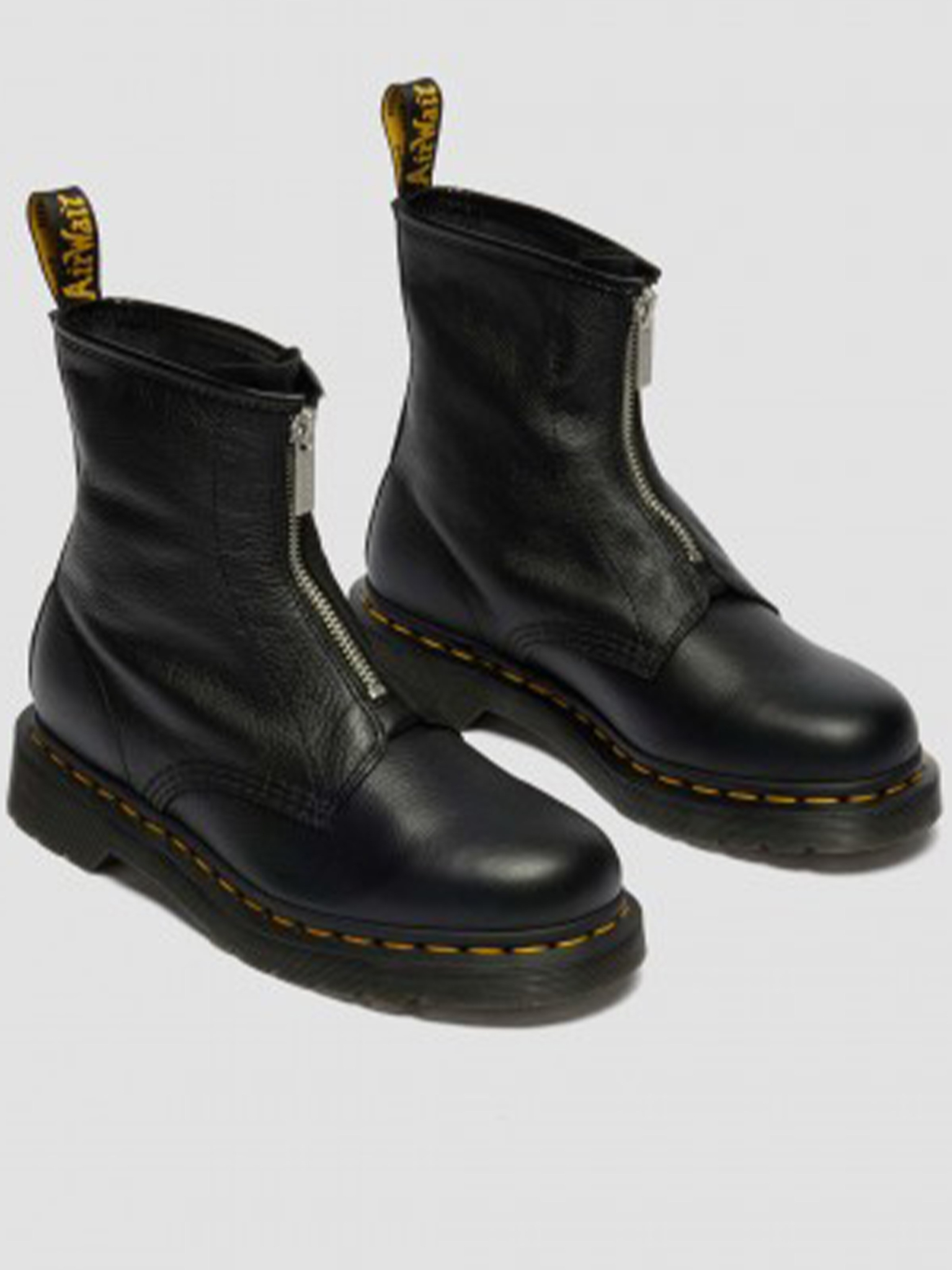 [Dr. Martens] Boots FW26 42352001