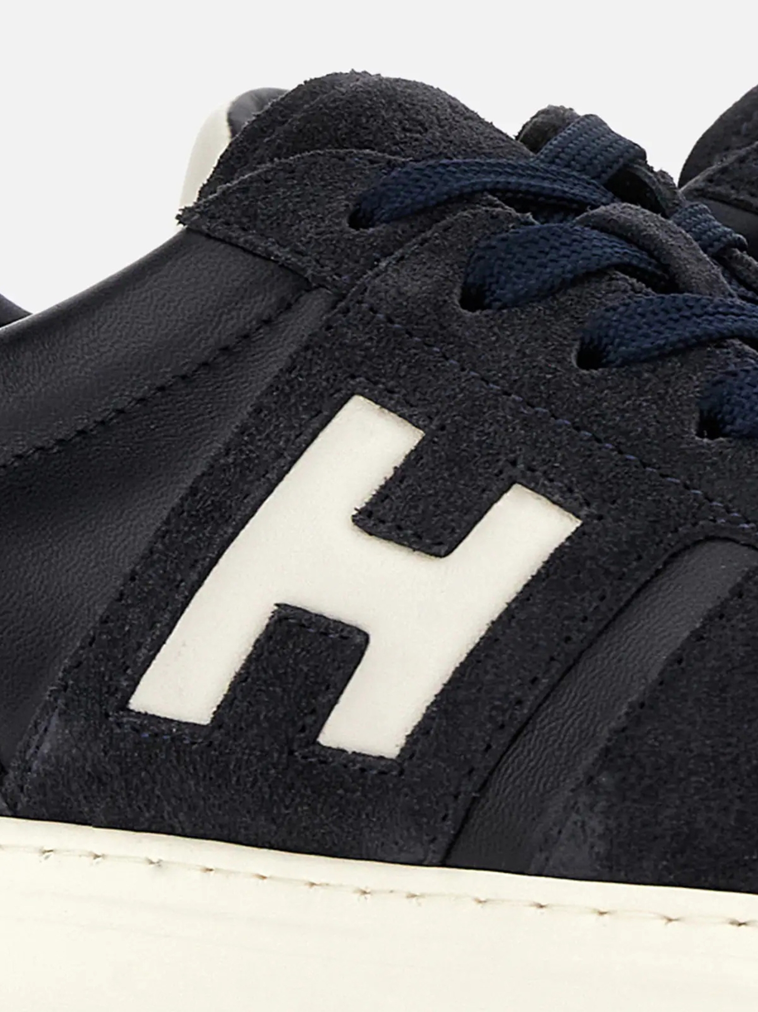 [Hogan] Sneakers FW26 HXM6680FZ00 UHC