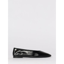[Saint Laurent] Flat shoes SS26 860600AAEHF 1000